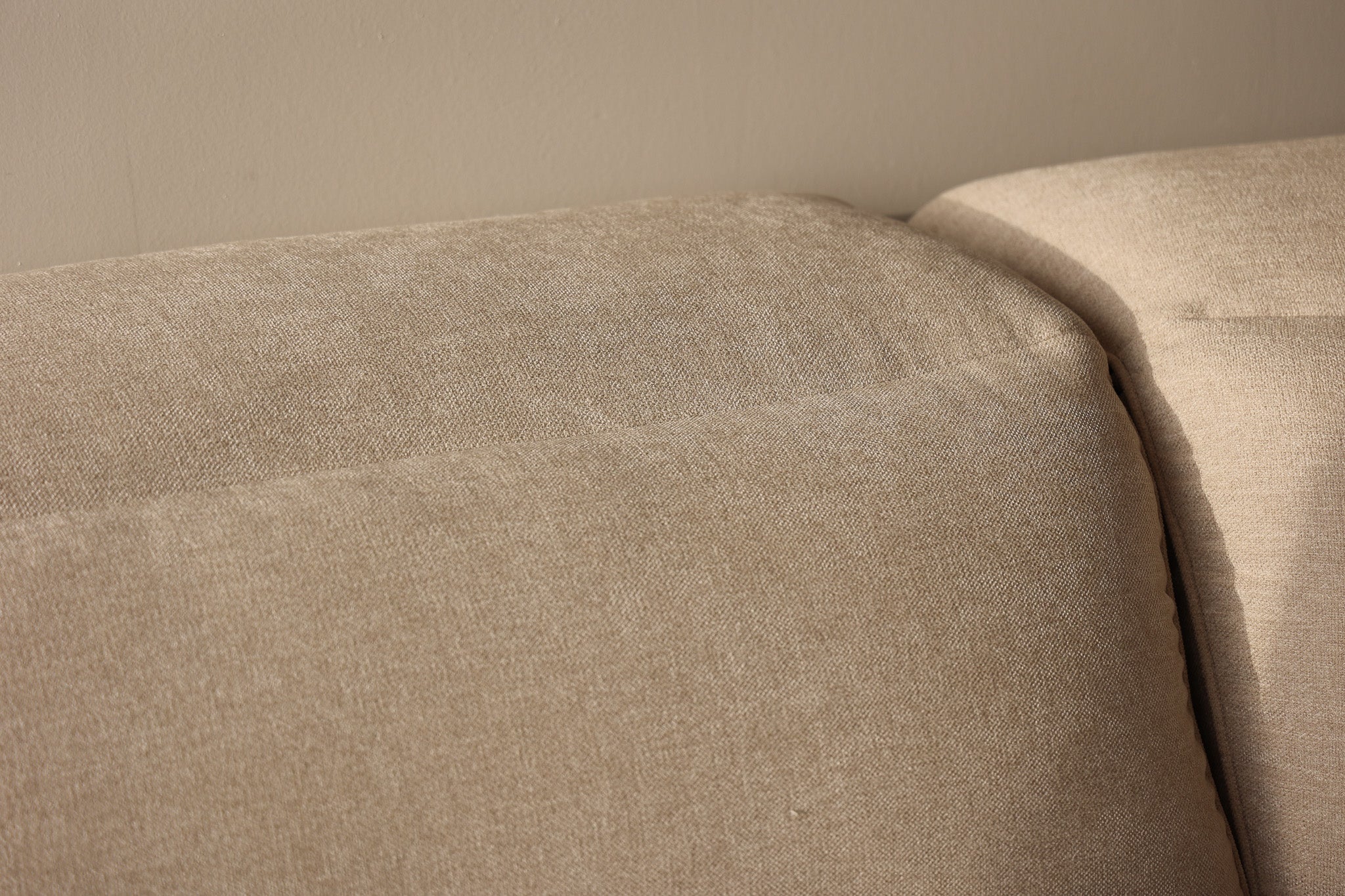 Addie Reclining Modular Sectional - Image 19