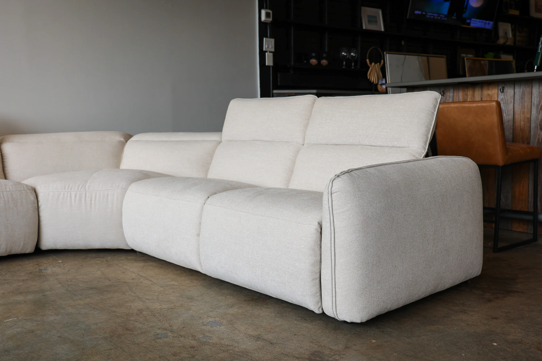 Addie Reclining Modular Sectional - Image 25