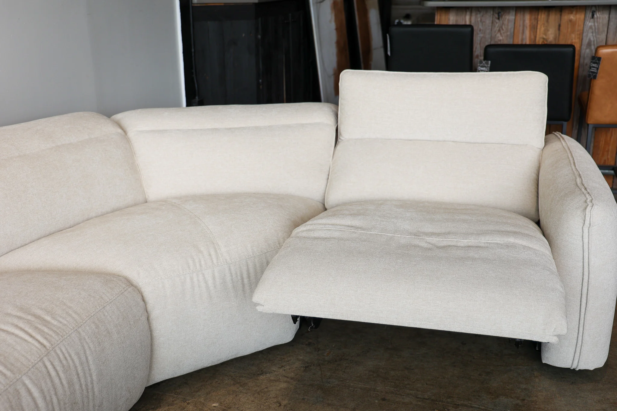 Addie Reclining Modular Sectional - Image 39