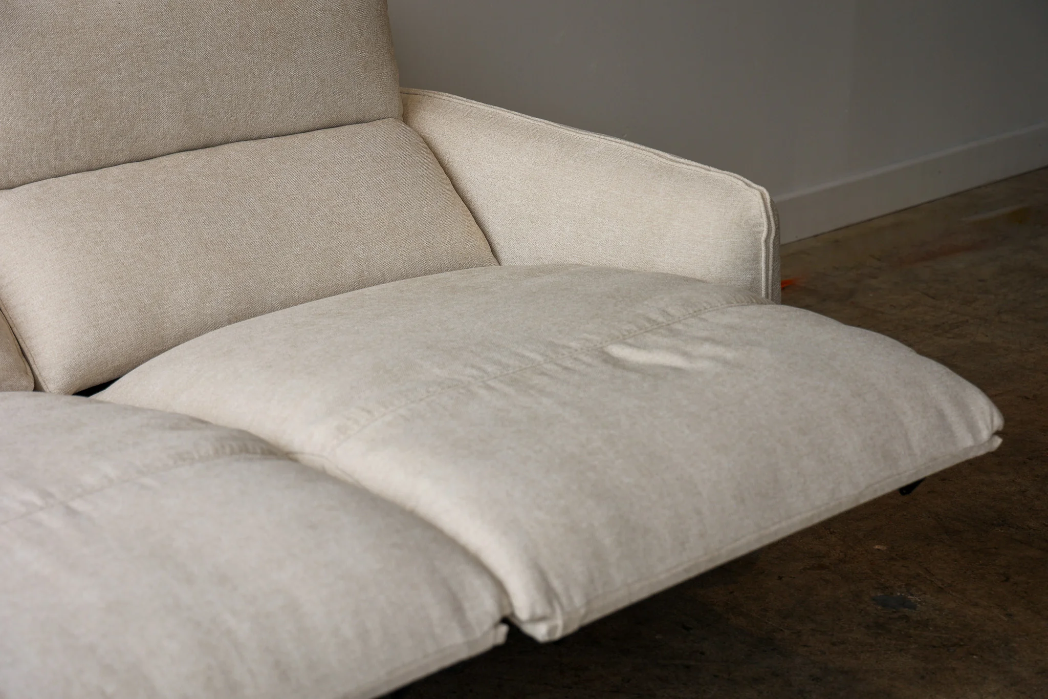 Addie Reclining Modular Sectional - Image 81