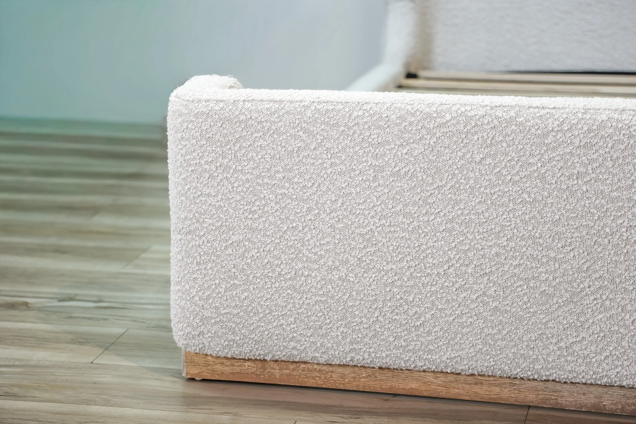 Alan Sleigh Bed - Image 5