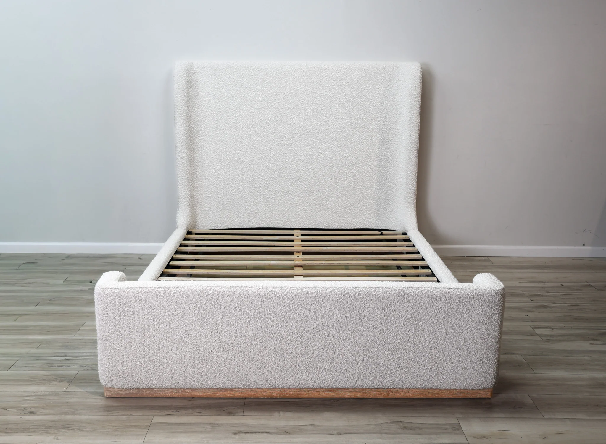 Alan Sleigh Bed - Image 6