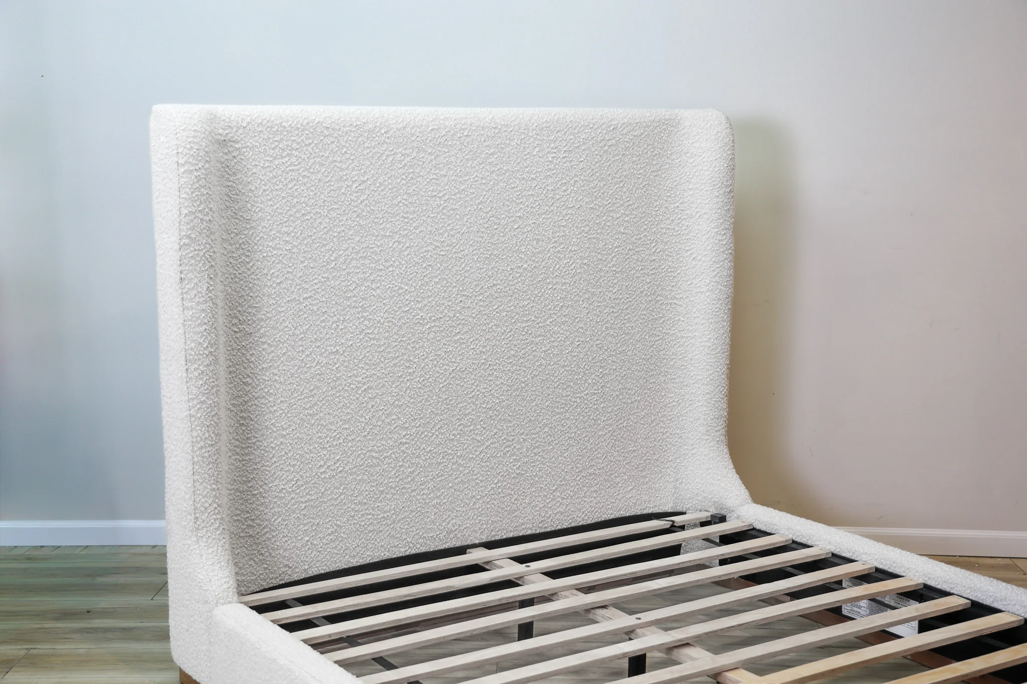 Alan Sleigh Bed - Image 9