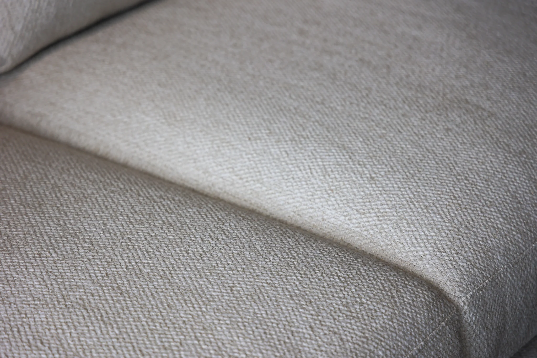 Allure Dreamy Sofa - Image 11