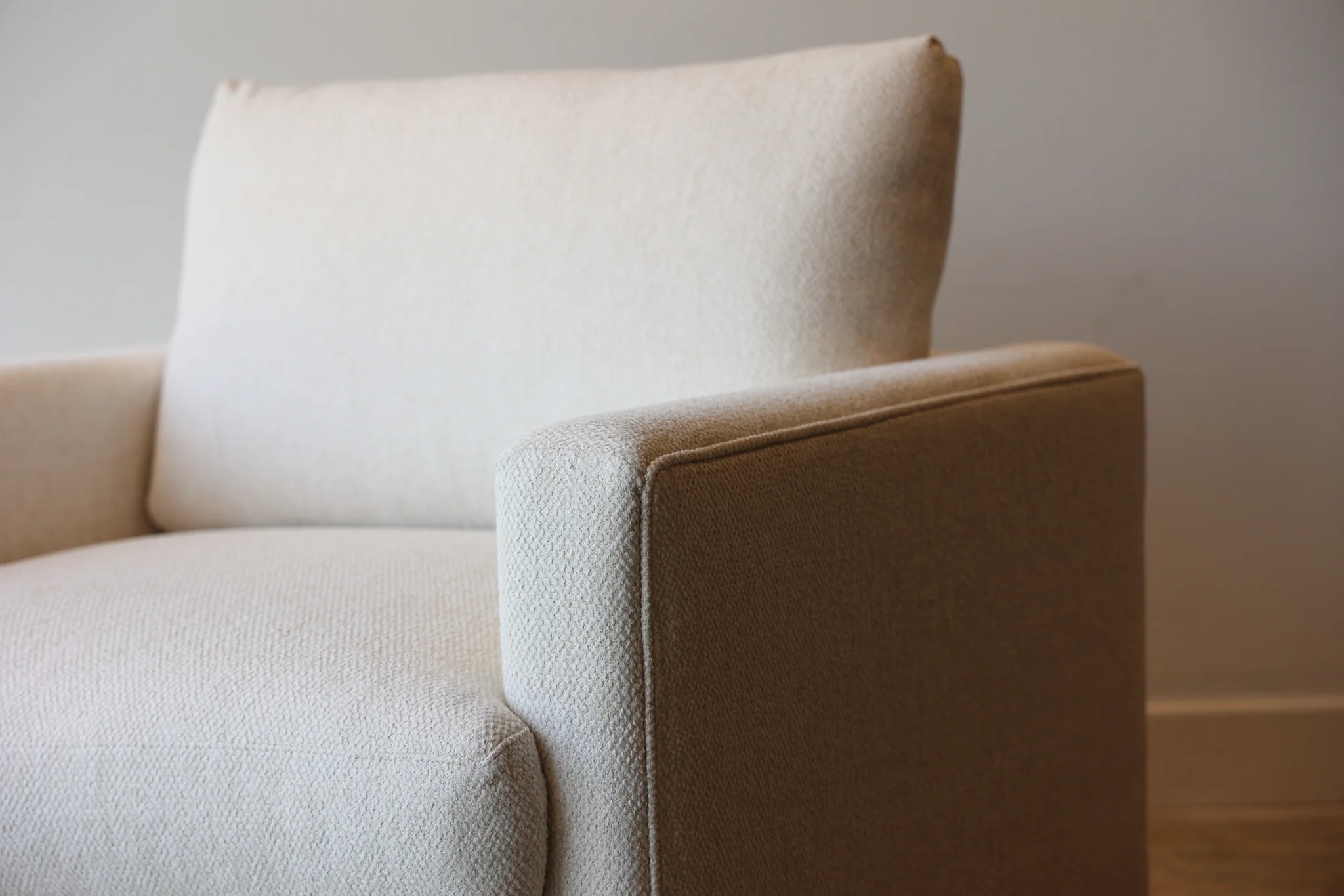 Allure Dreamy Swivel Chair - Image 11