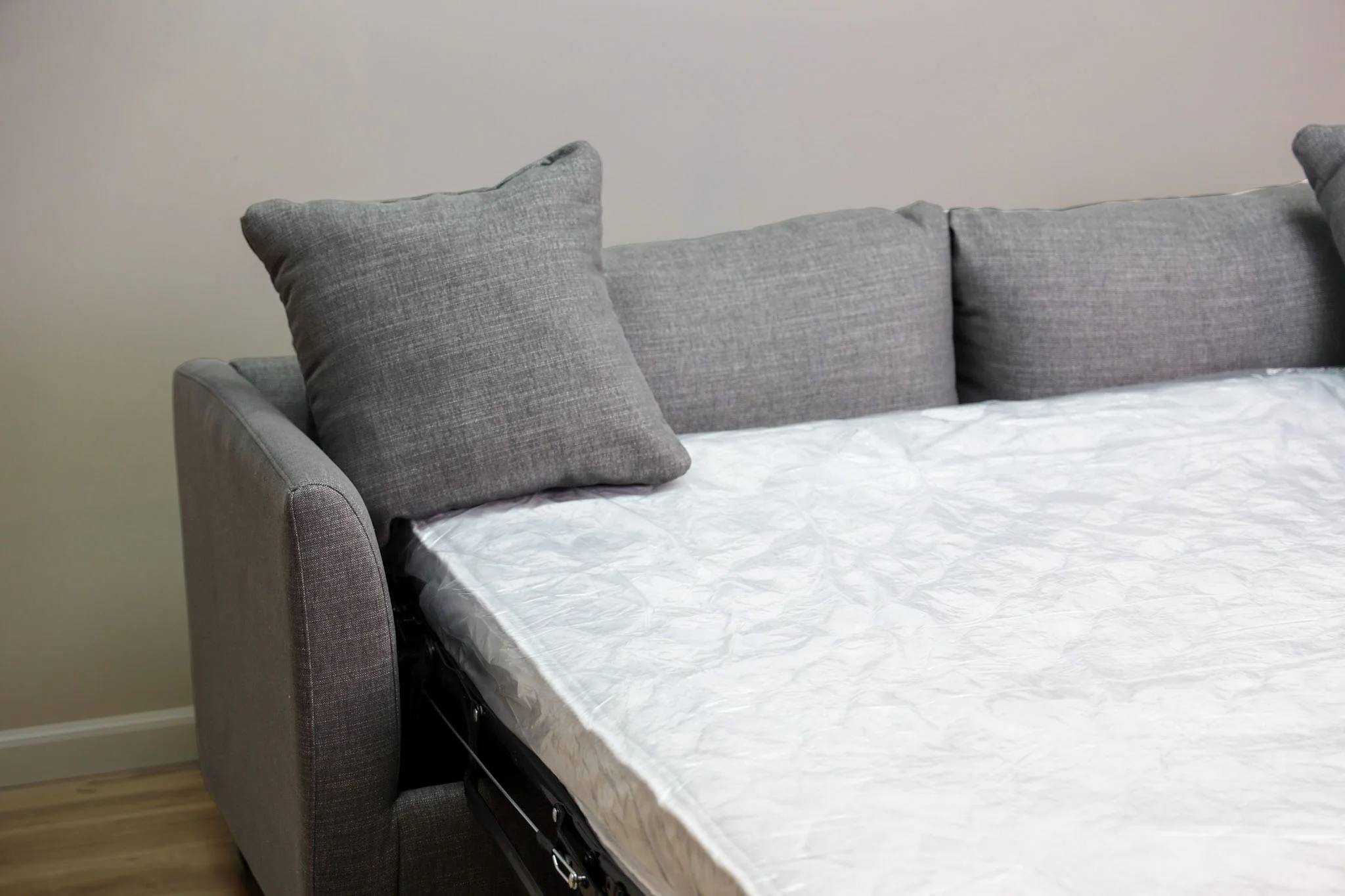 Baymont Slate Crypton Queen Sleeper Sofa - Image 10