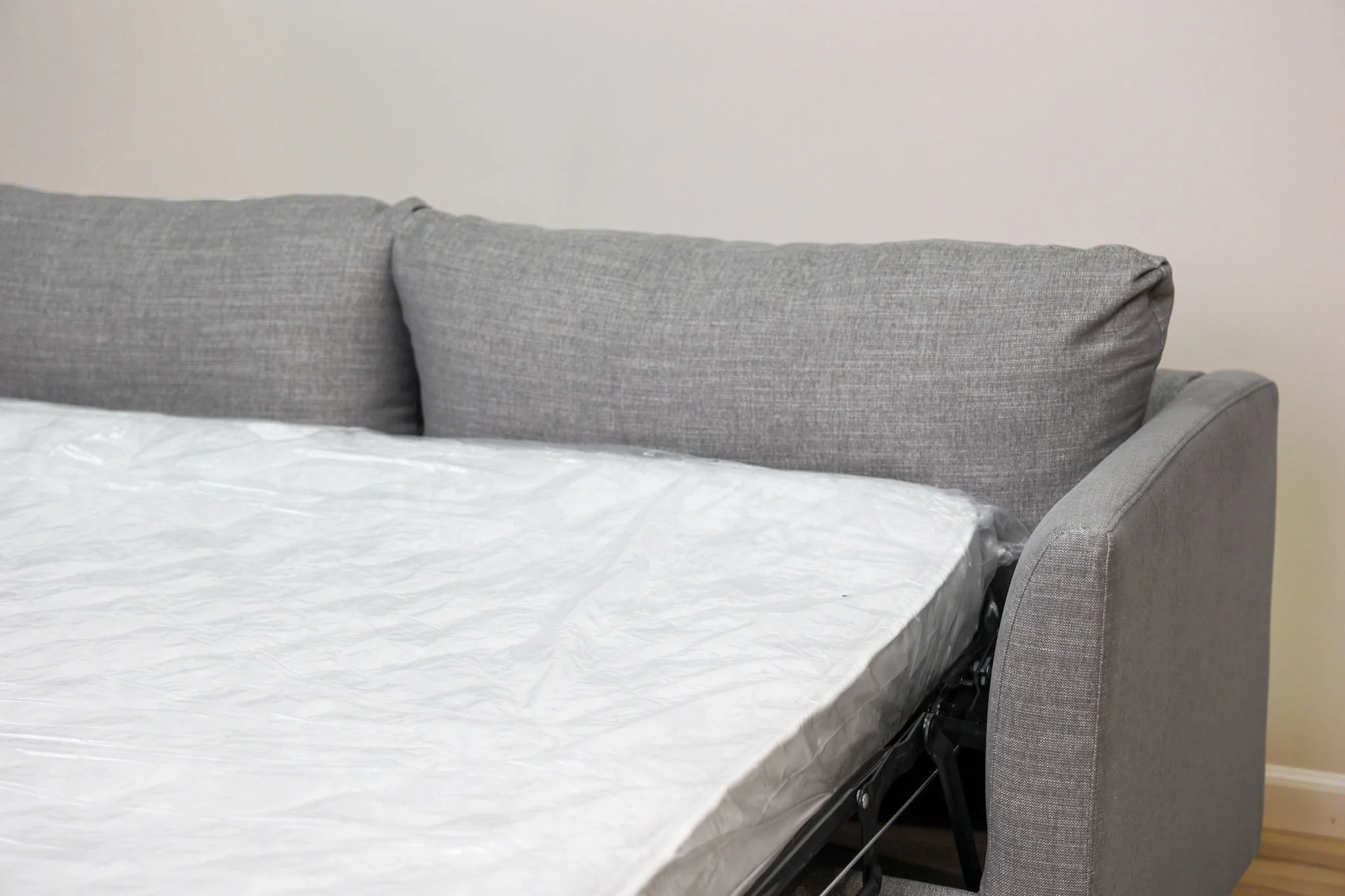 Baymont Slate Crypton Queen Sleeper Sofa - Image 8