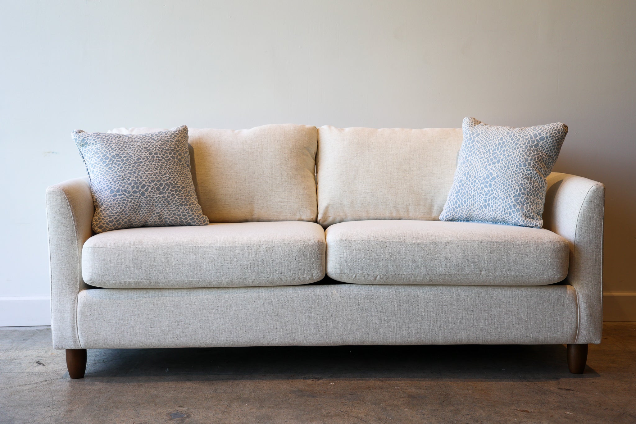 Baymont Snow Crypton Queen Sleeper Sofa - Image 8