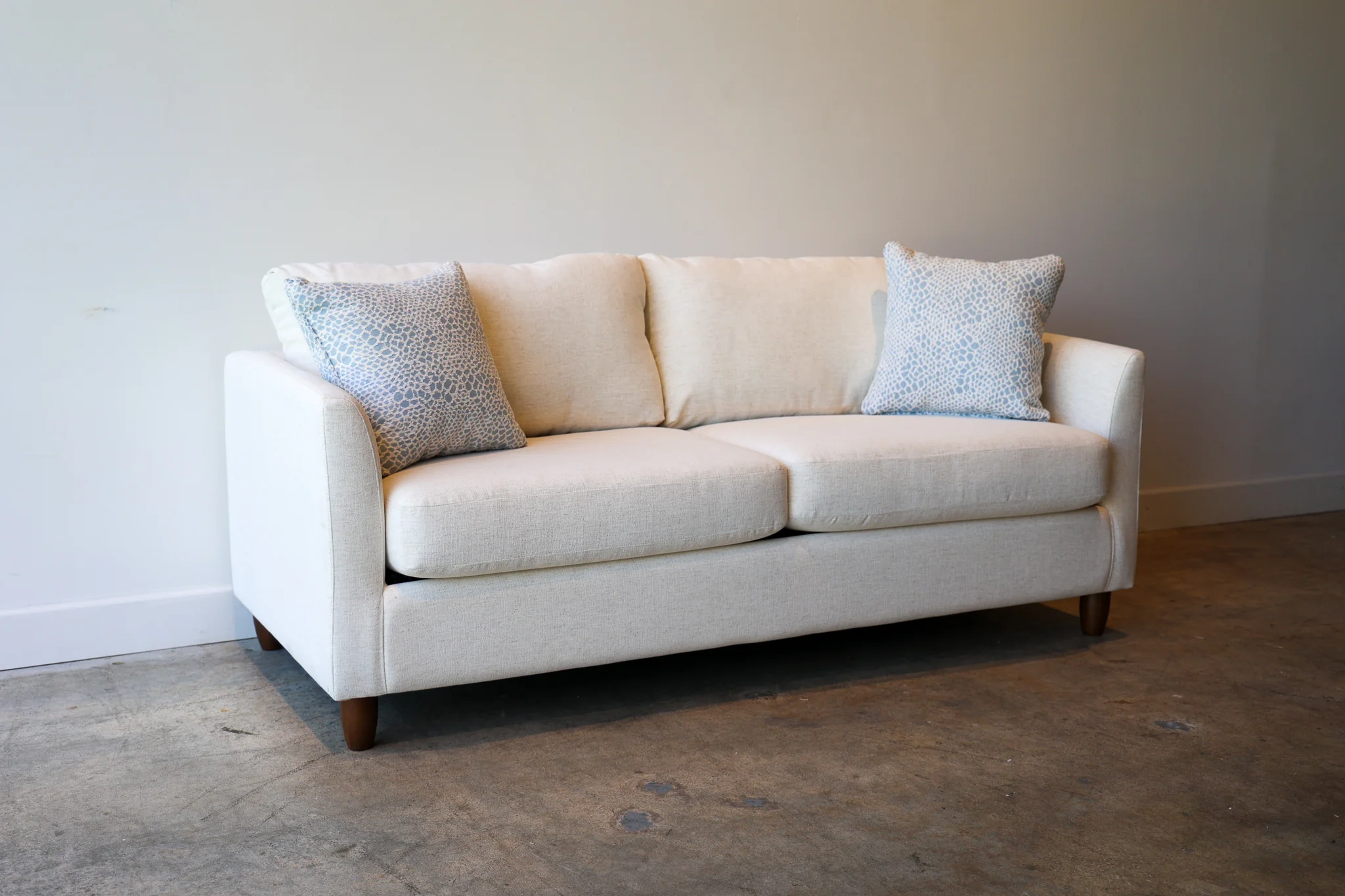 Baymont Snow Crypton Queen Sleeper Sofa - Image 9