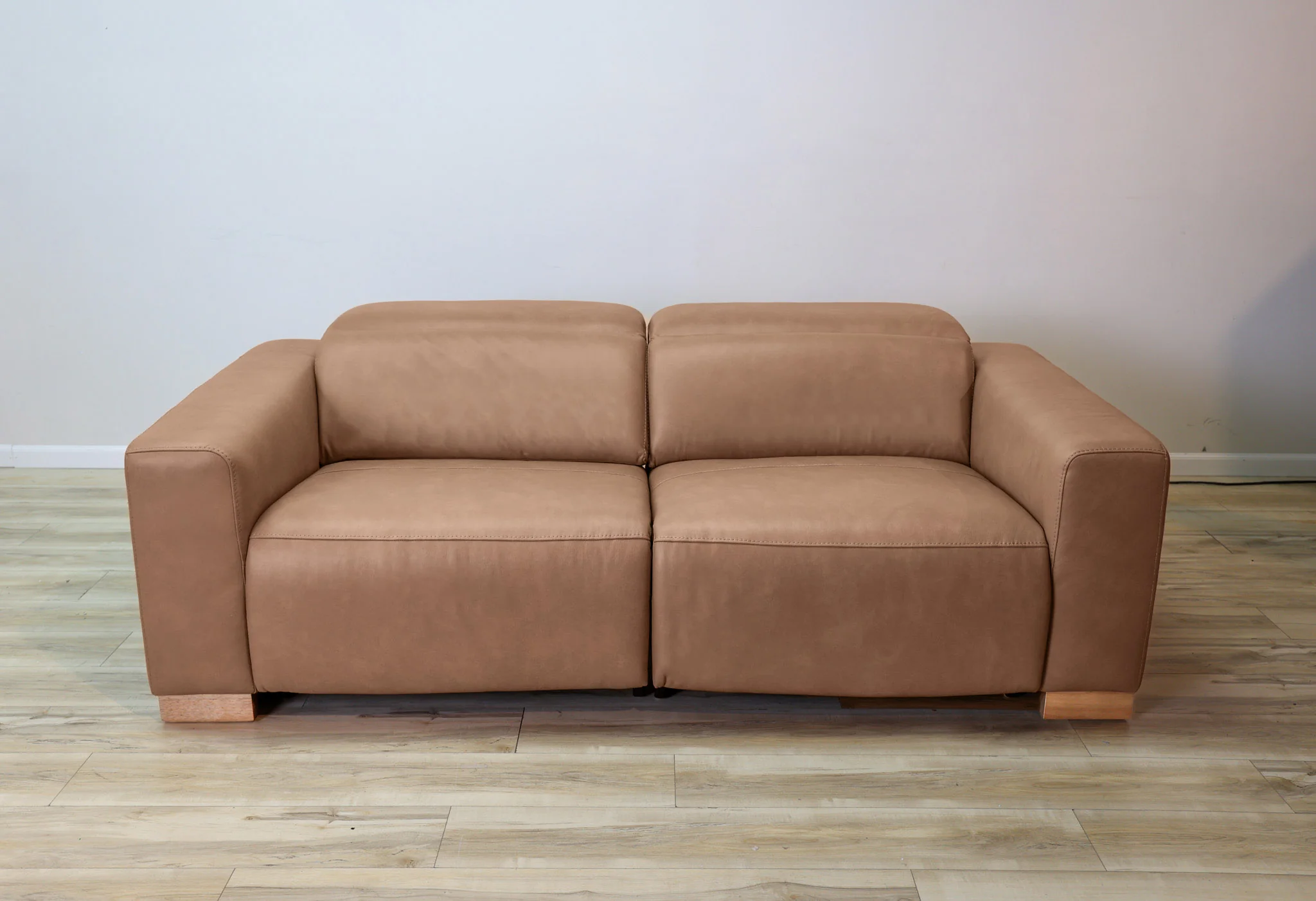 Brady Leather Power Reclining Sectional - Image 25