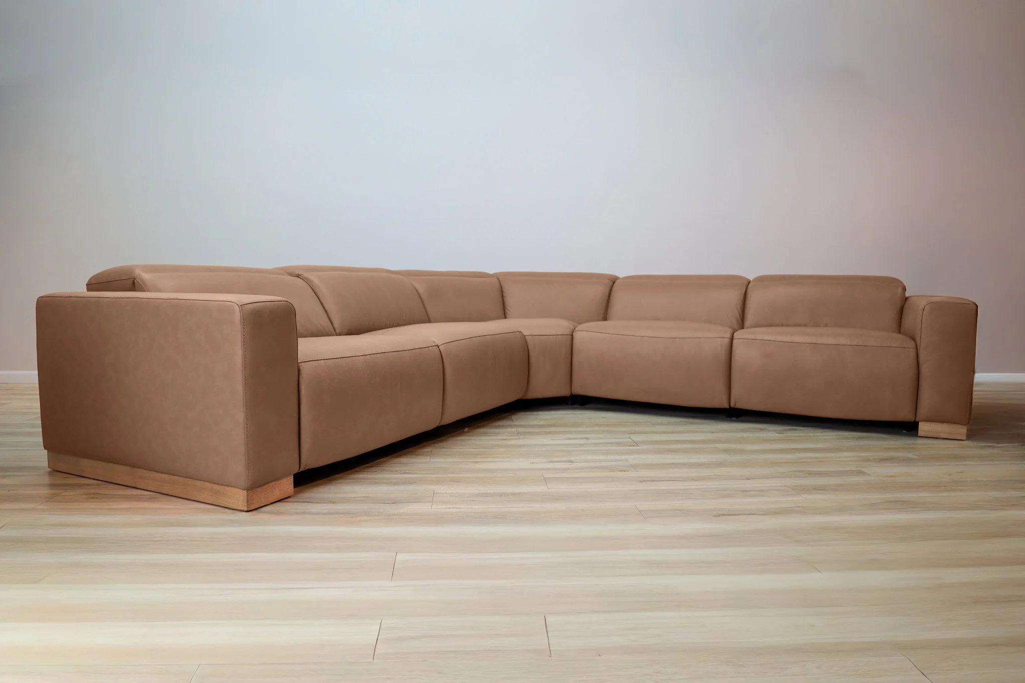 Brady Leather Power Reclining Sectional - Image 3