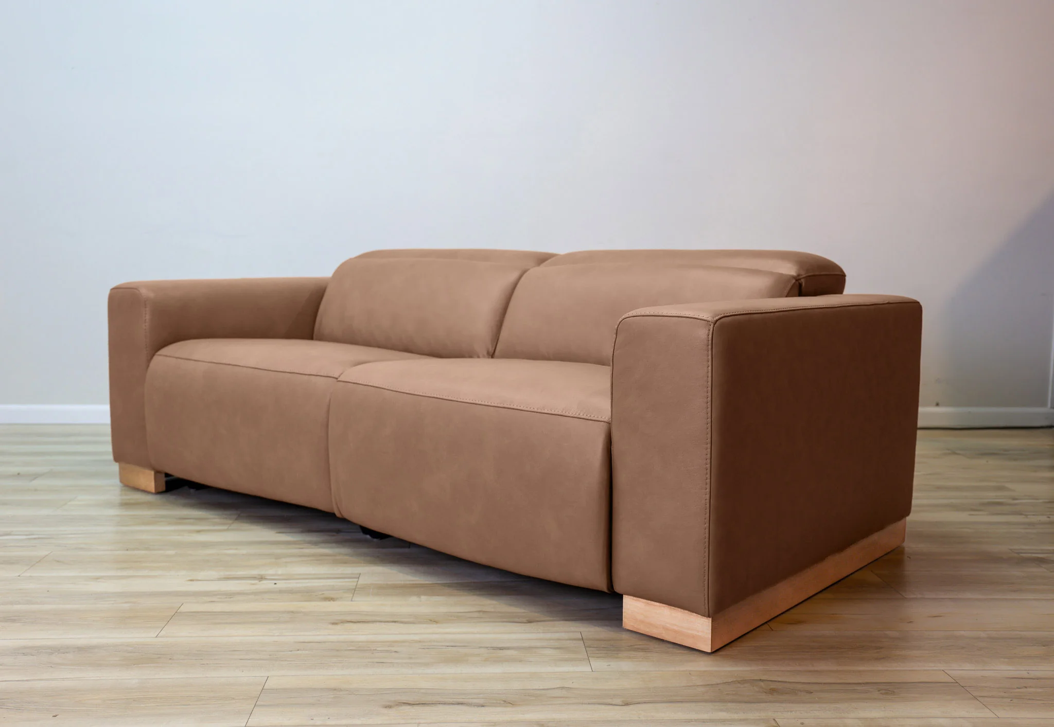 Brady Leather Power Reclining Sectional - Image 33