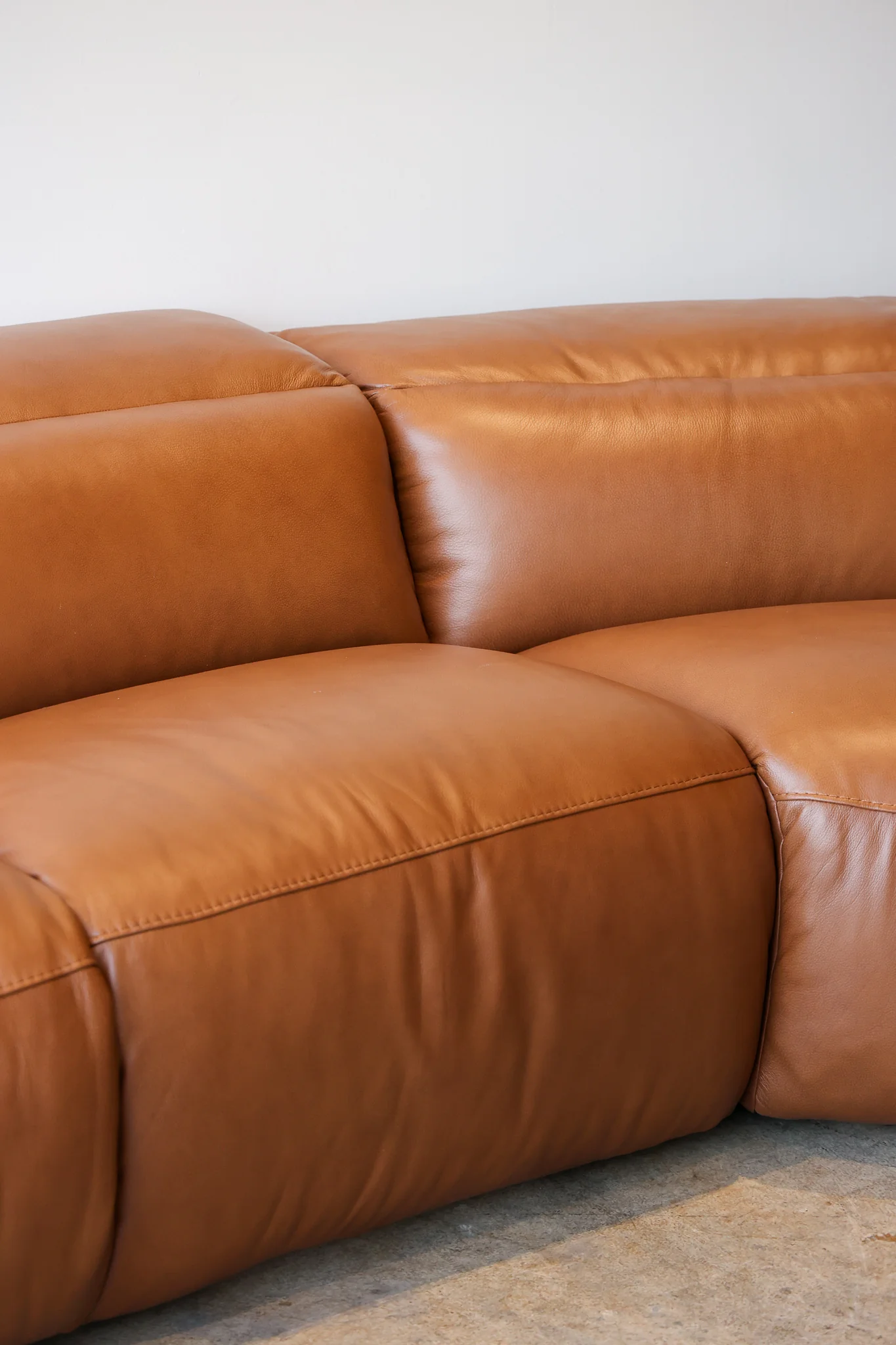 Bentley Reclining Sectional - Image 10