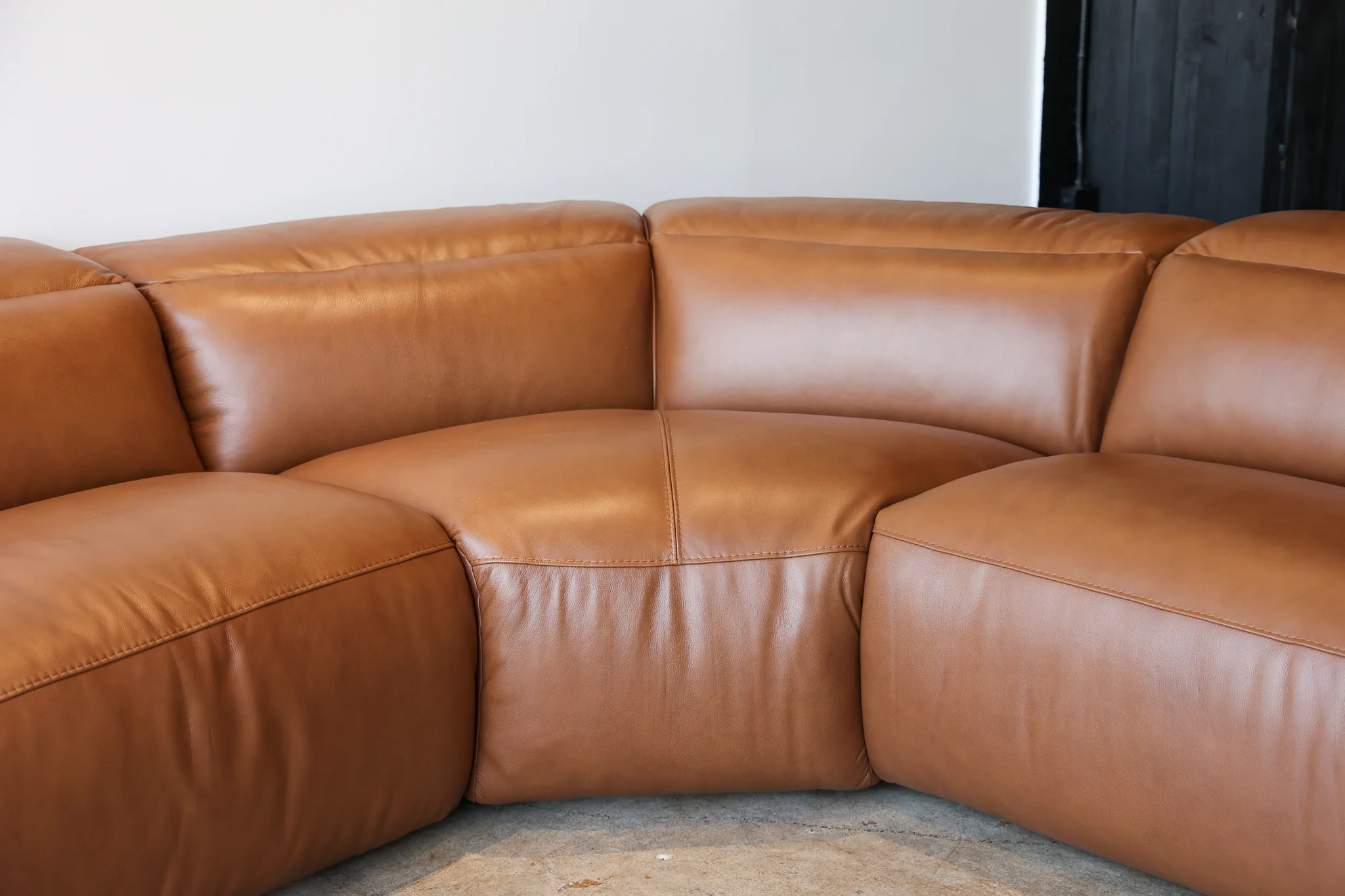 Bentley Reclining Sectional - Image 25