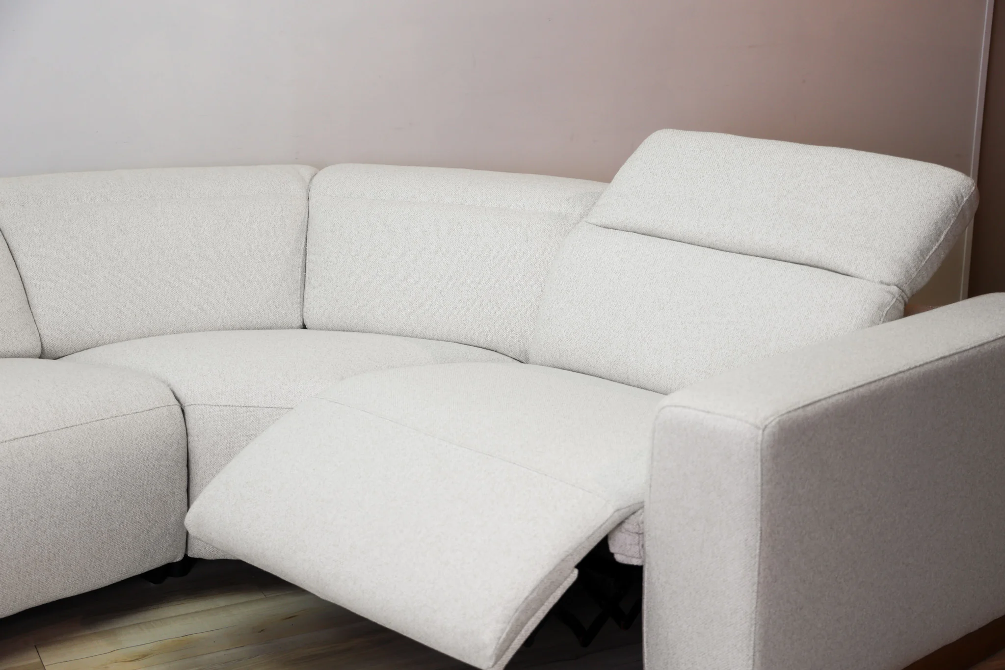 Voss Performance Fabric Power Reclining Sectional - Image 17