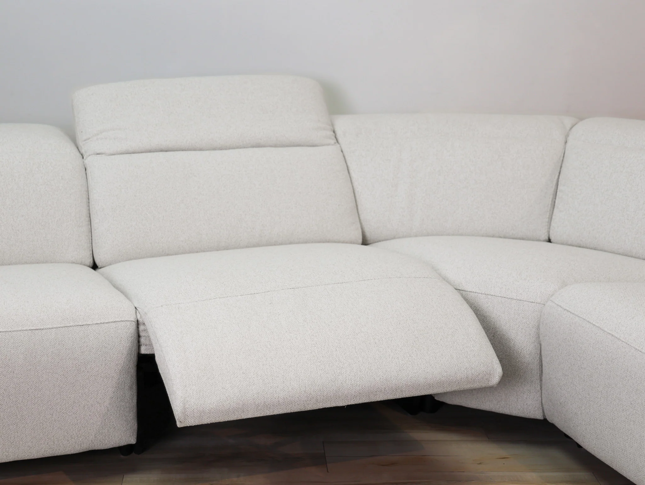 Voss Performance Fabric Power Reclining Sectional - Image 19