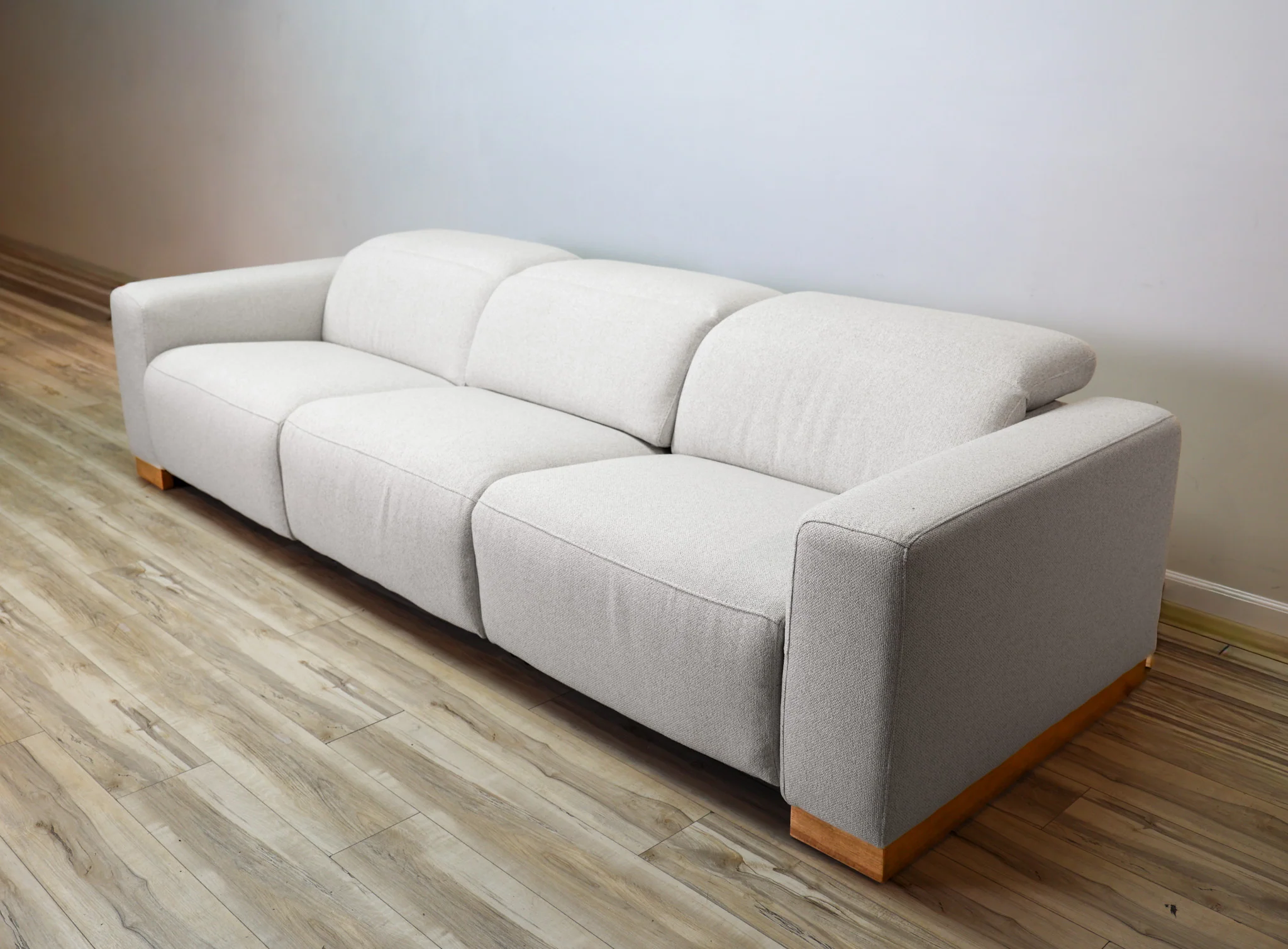 Voss Performance Fabric Power Reclining Sectional - Image 23