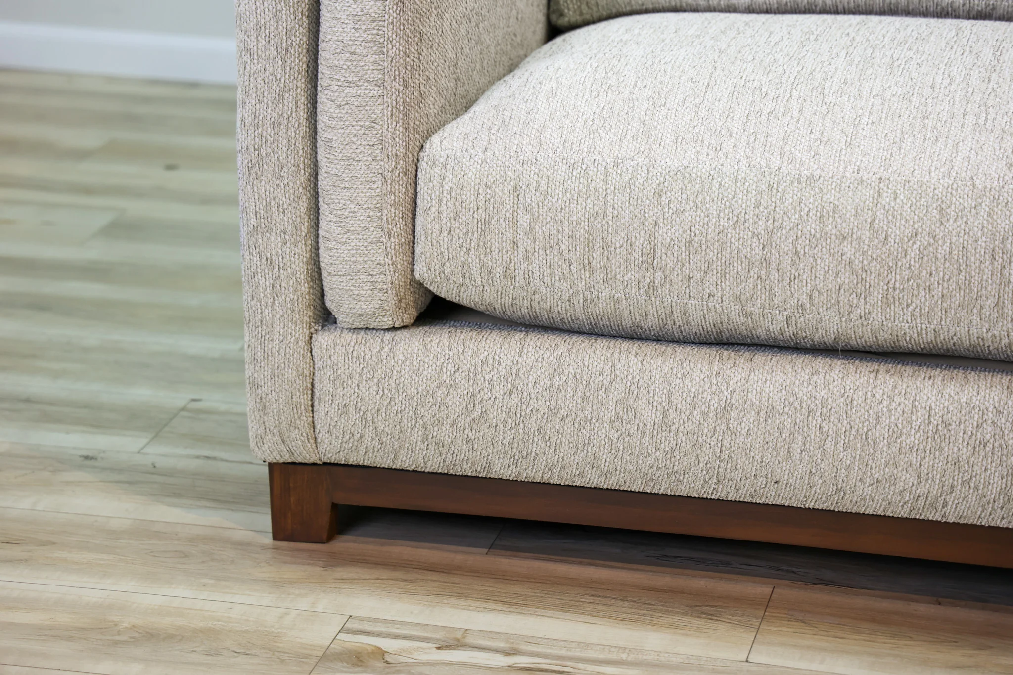 Bruno Sofa - Image 4