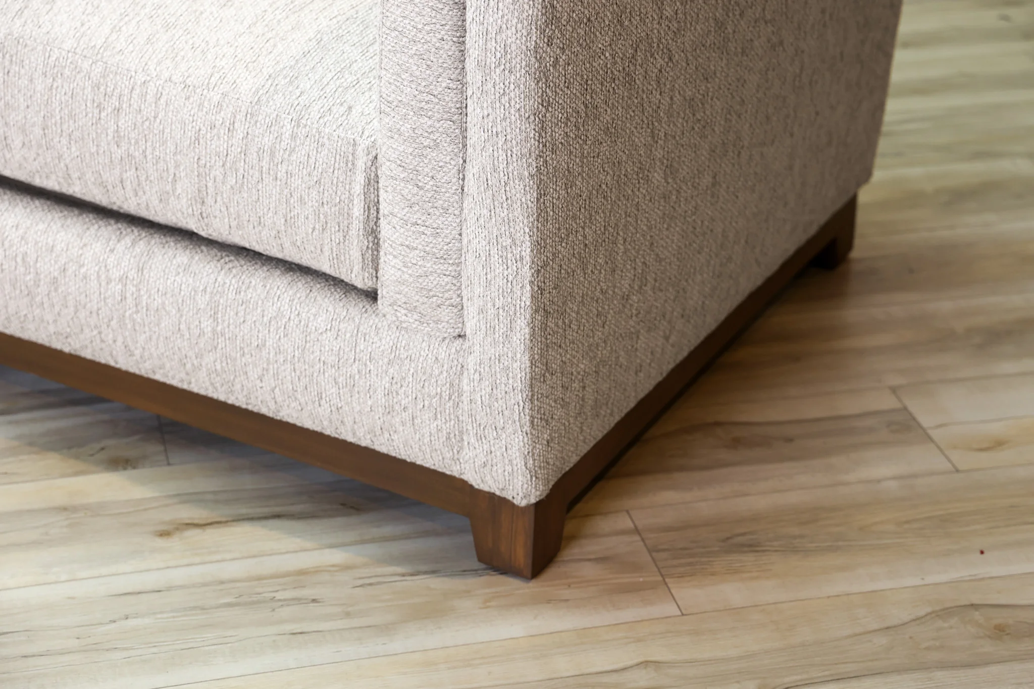 Bruno Sofa - Image 8