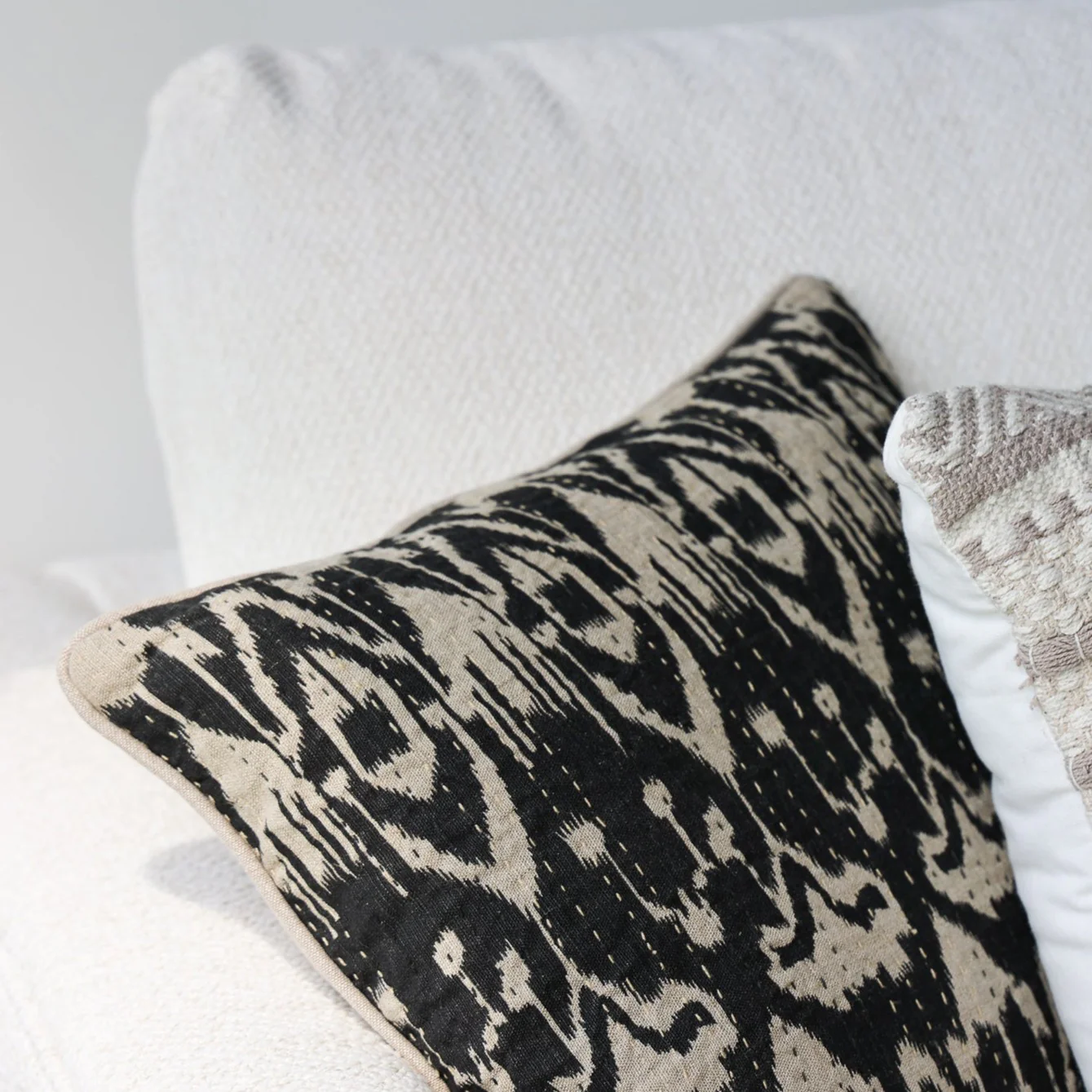 Allure Dreamy 2 Piece Sectional - Image 7