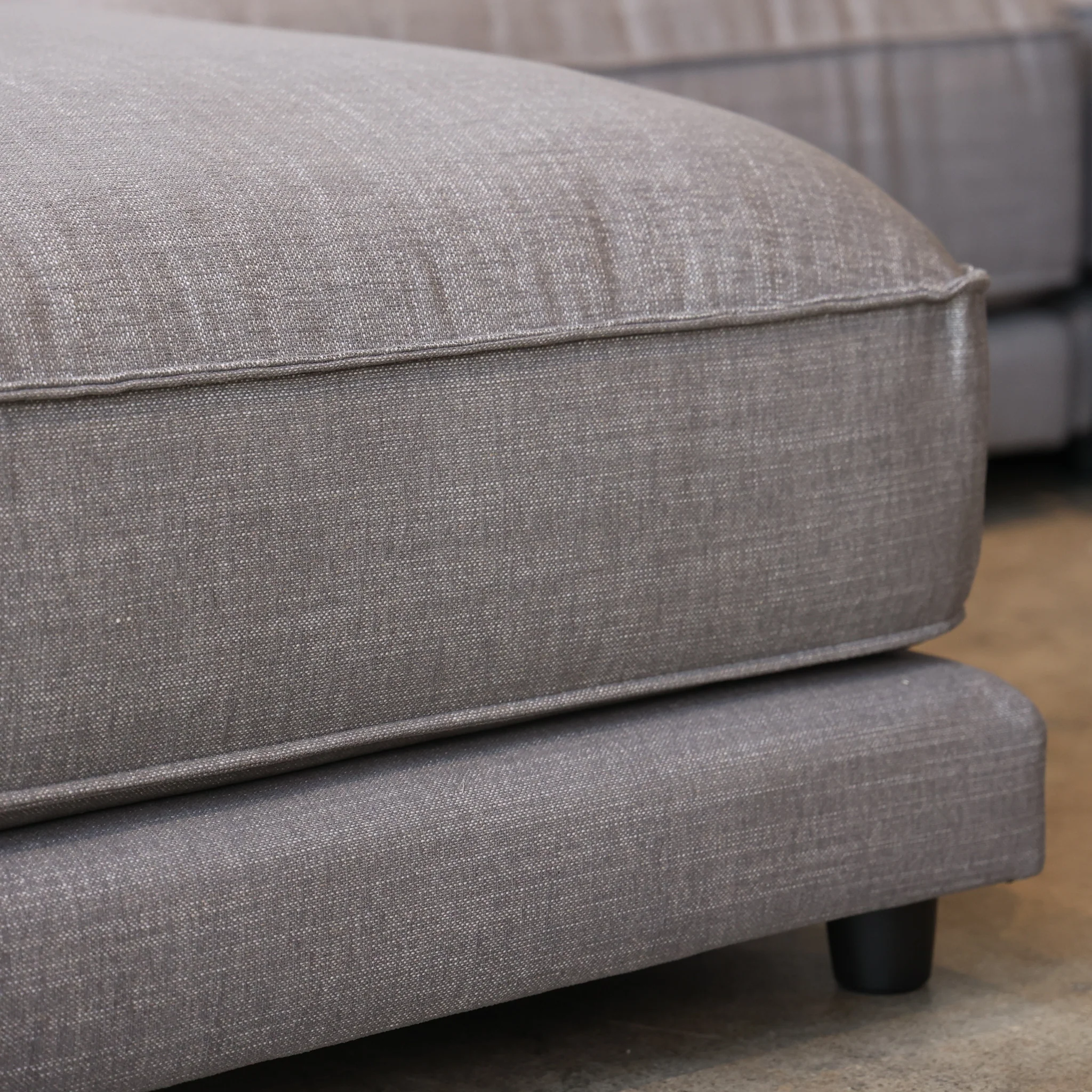 Diaby Crypton Ottoman - Image 3