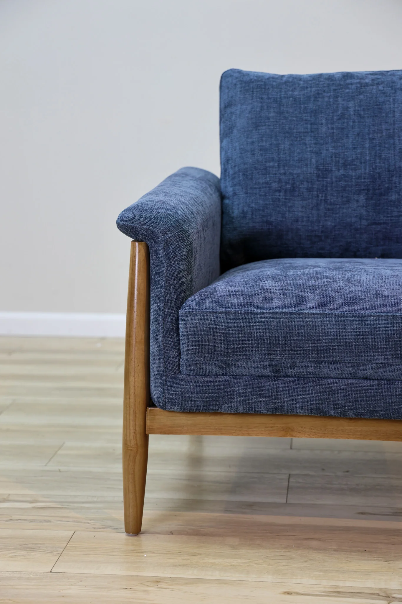 Dungy Accent Chair - Image 6