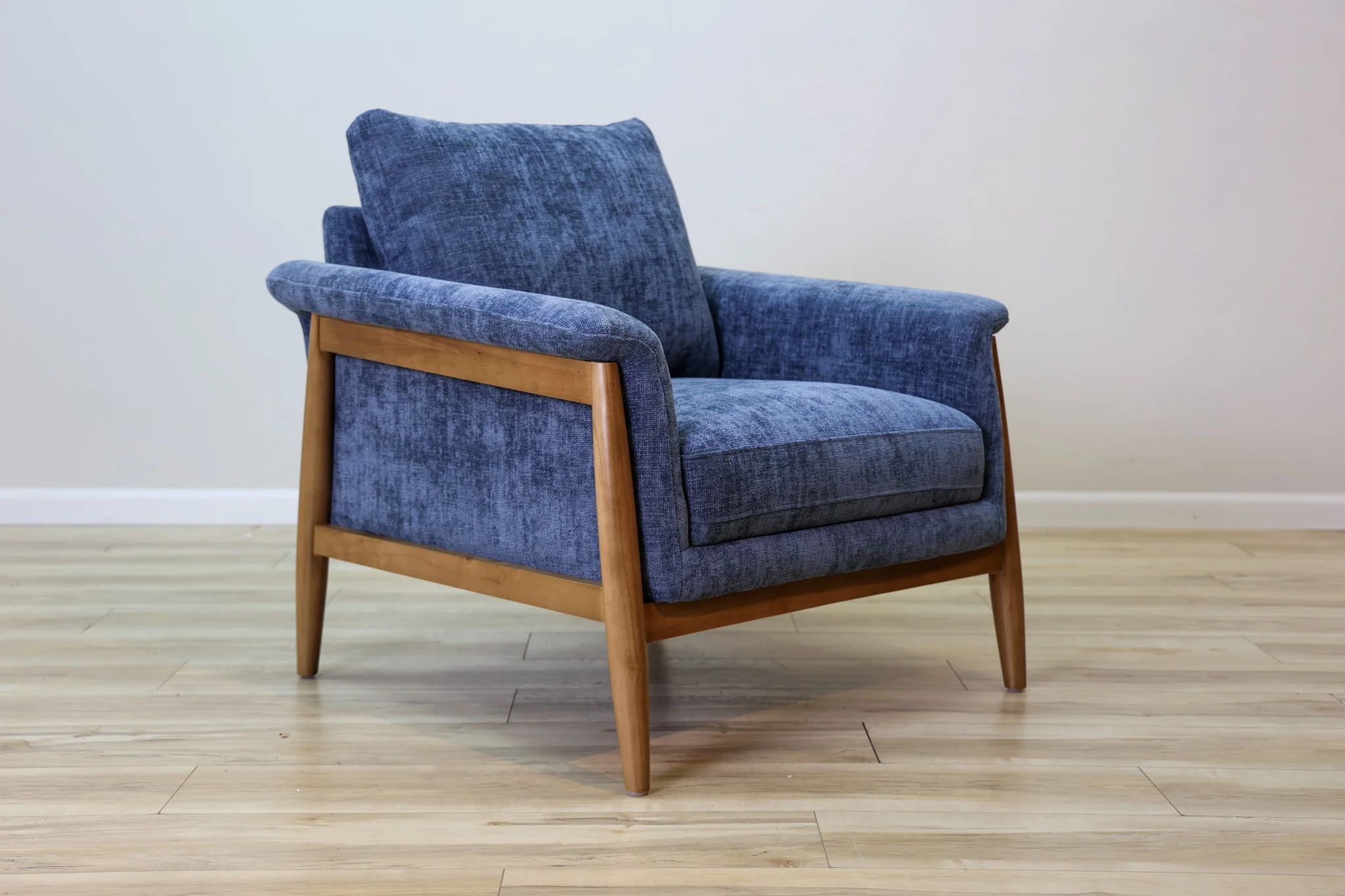 Dungy Accent Chair - Image 8