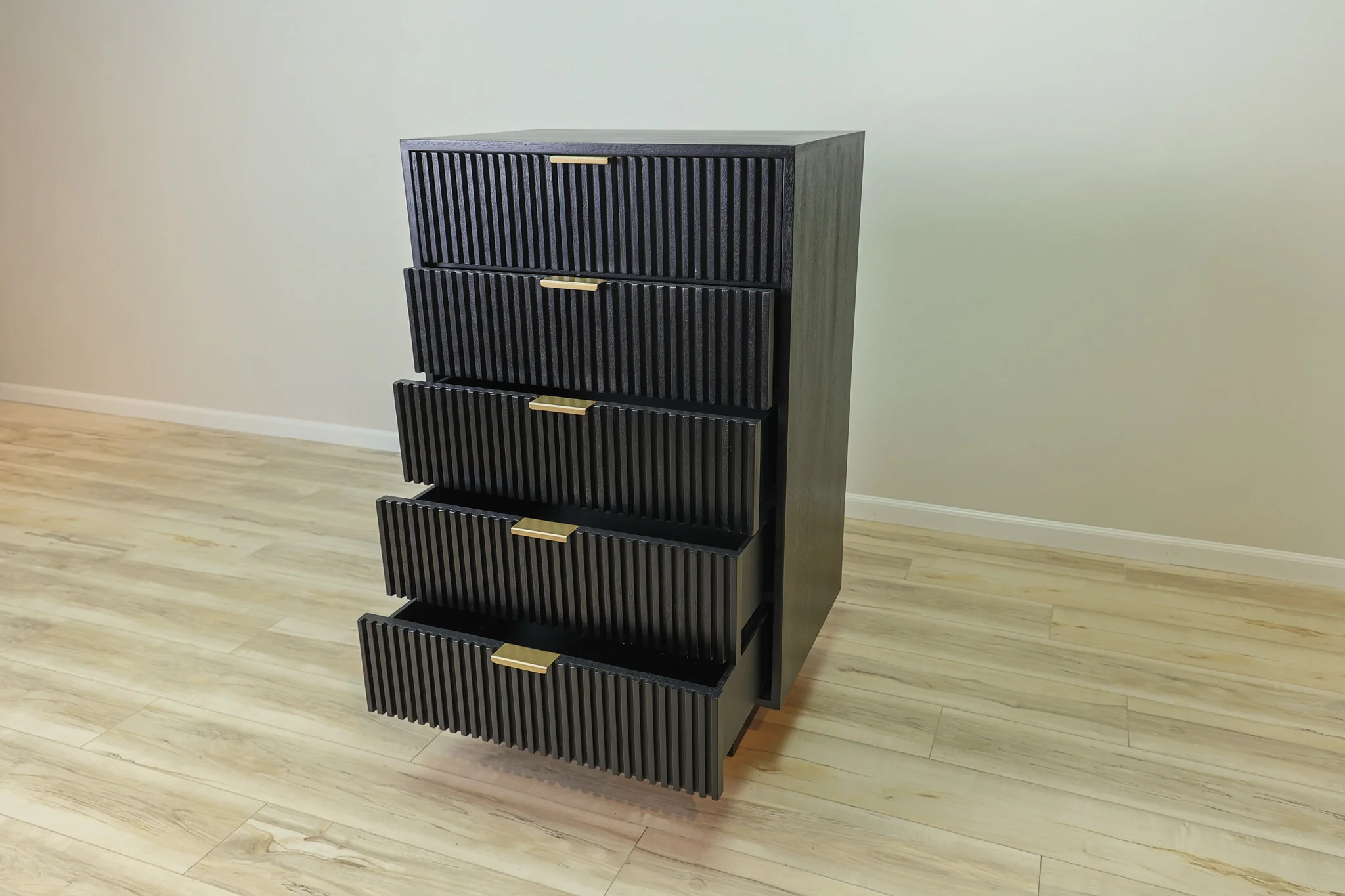 Dunn Chest - Image 5