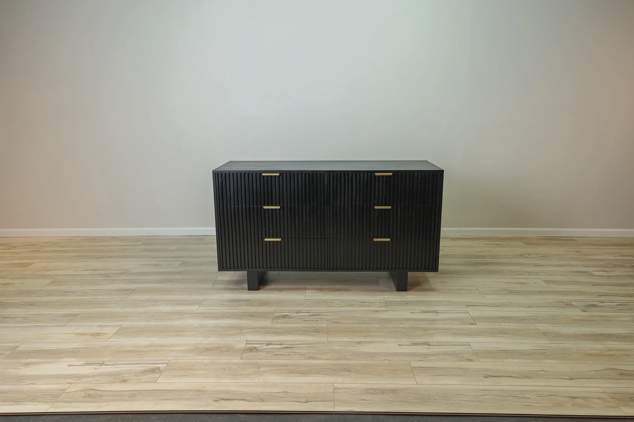 Dunn Dresser - Image 5