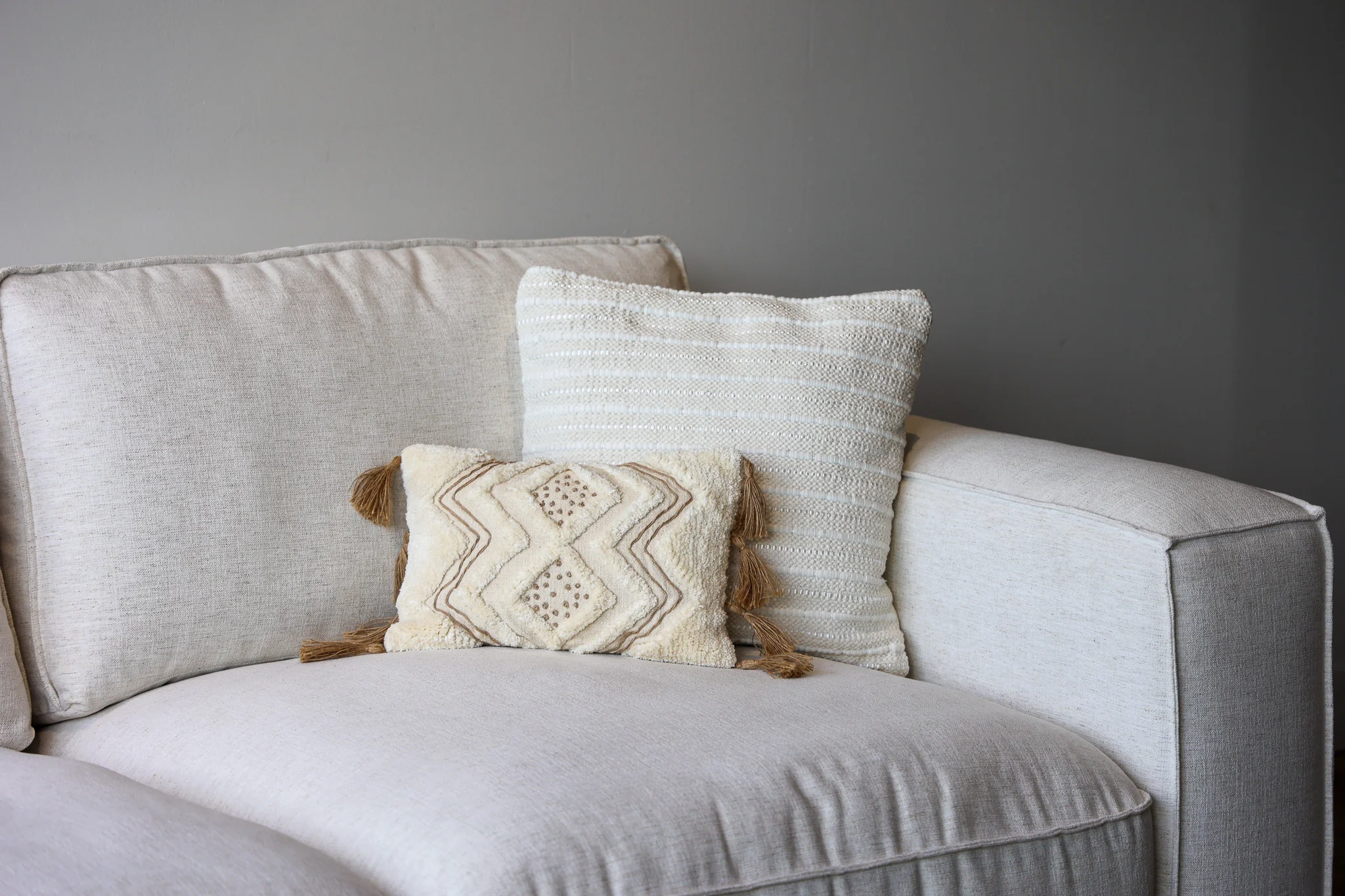 The Evans Crypton Sectional - Image 12