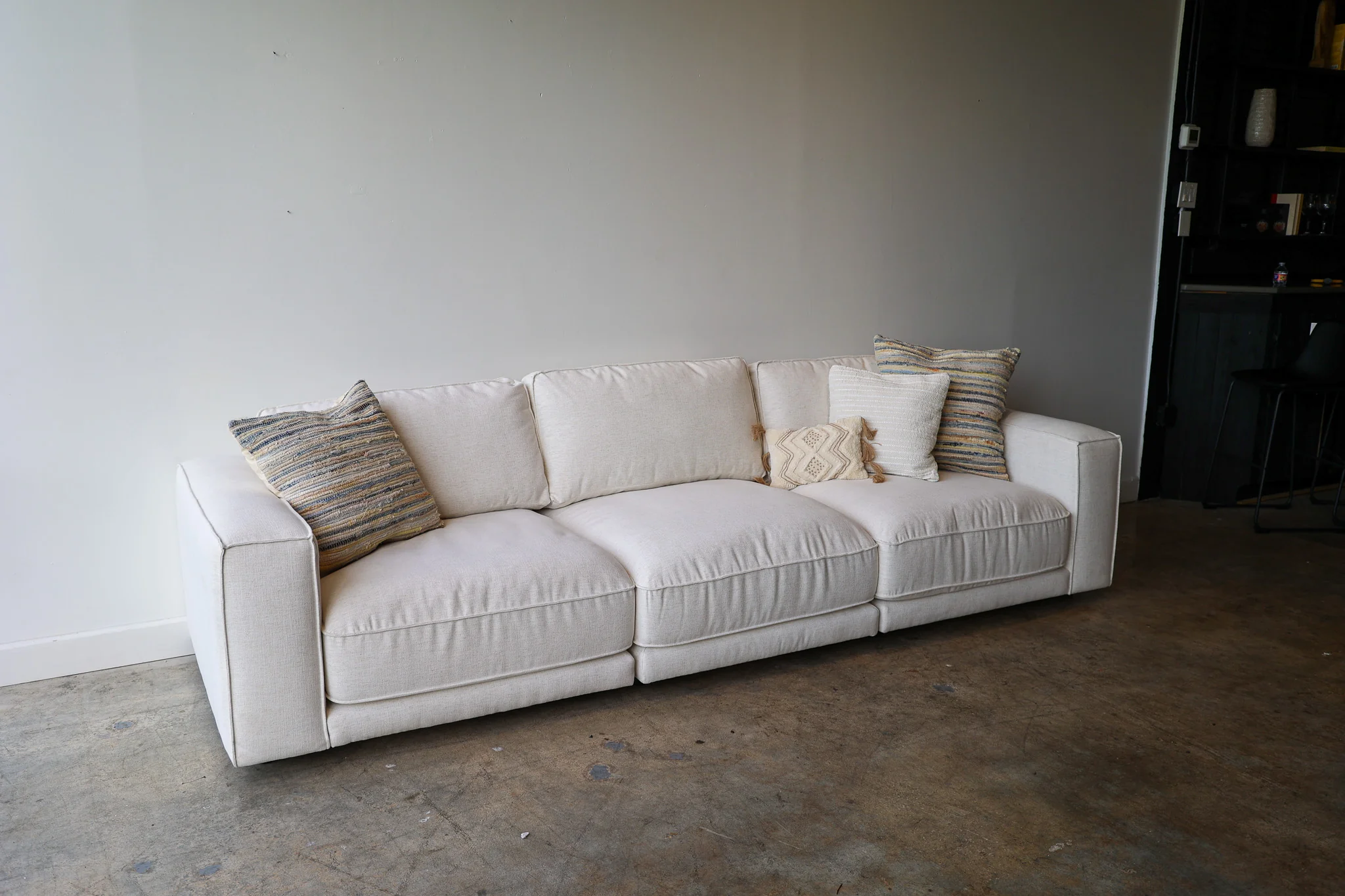 The Evans Crypton Sectional - Image 13