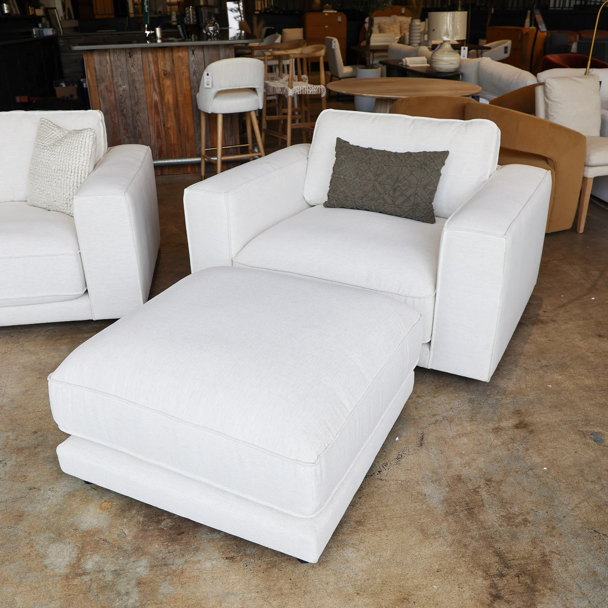 Evans Crypton Ottoman - Image 3