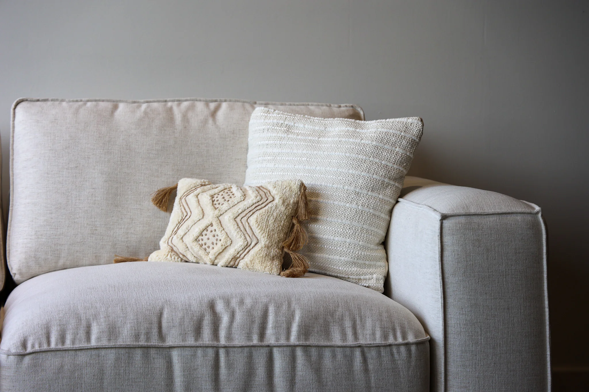 Evans Crypton Modular Sectional - Image 24