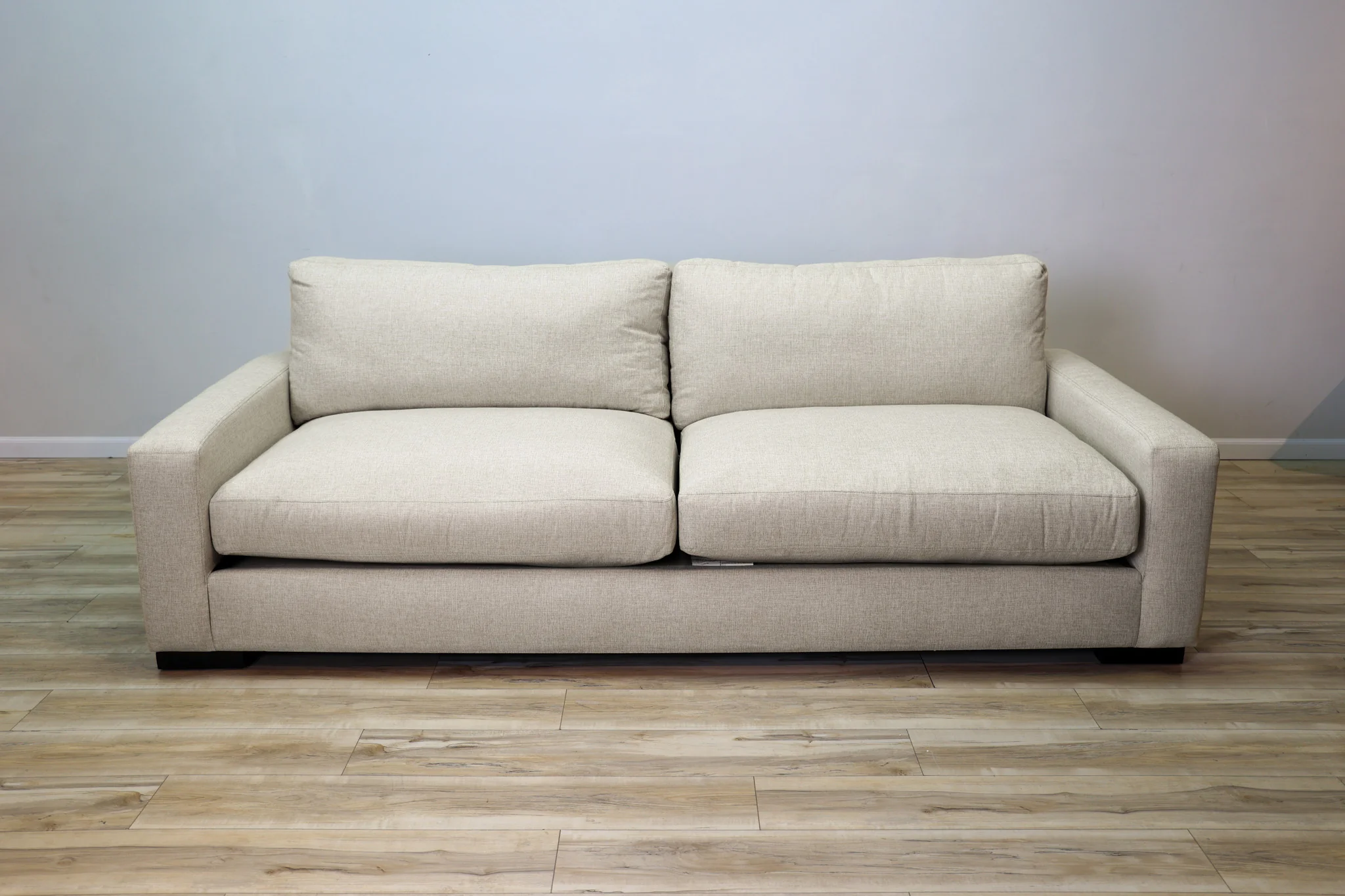 Everest Sofa - Image 3