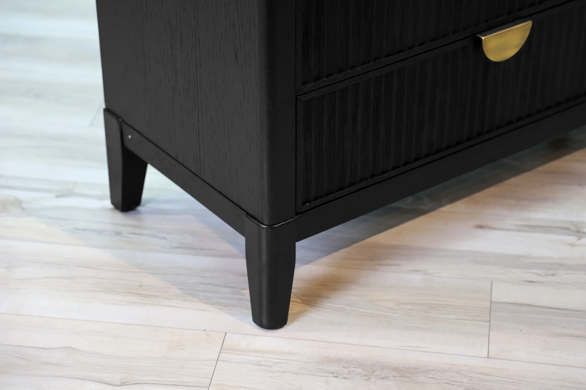 Faiza Dresser - Image 10