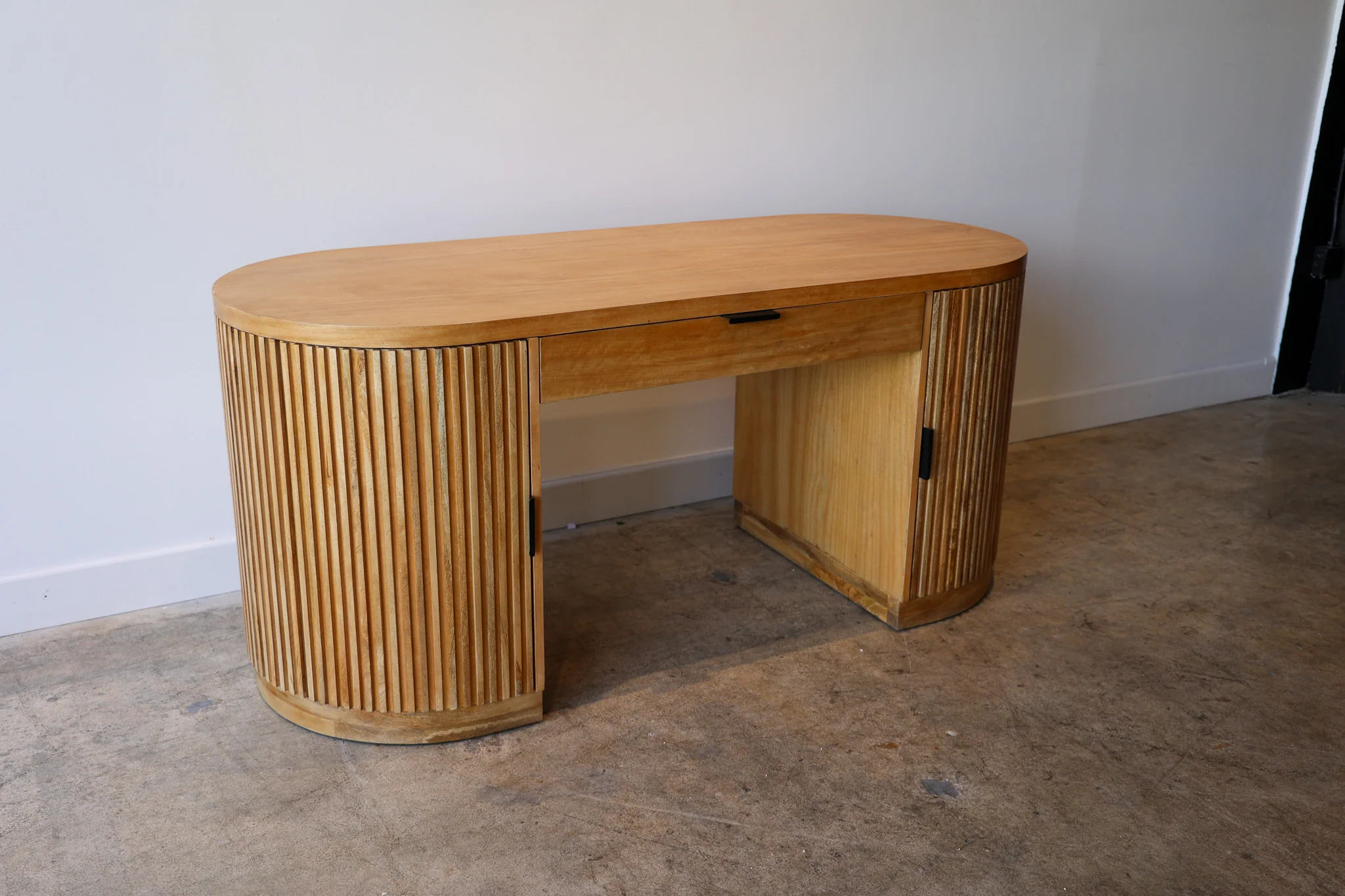 Flow Natural Desk - Image 11