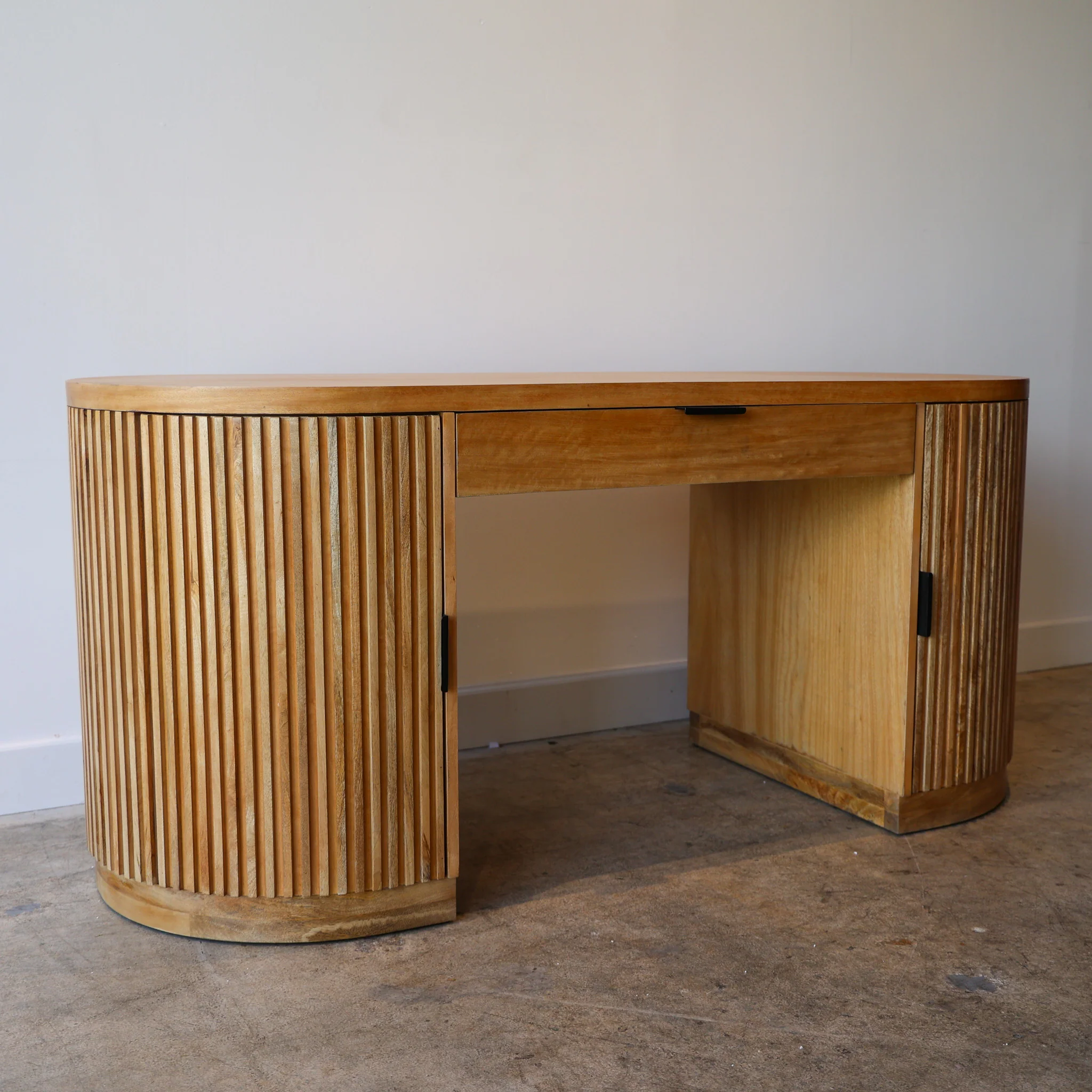 Flow Natural Desk - Image 13