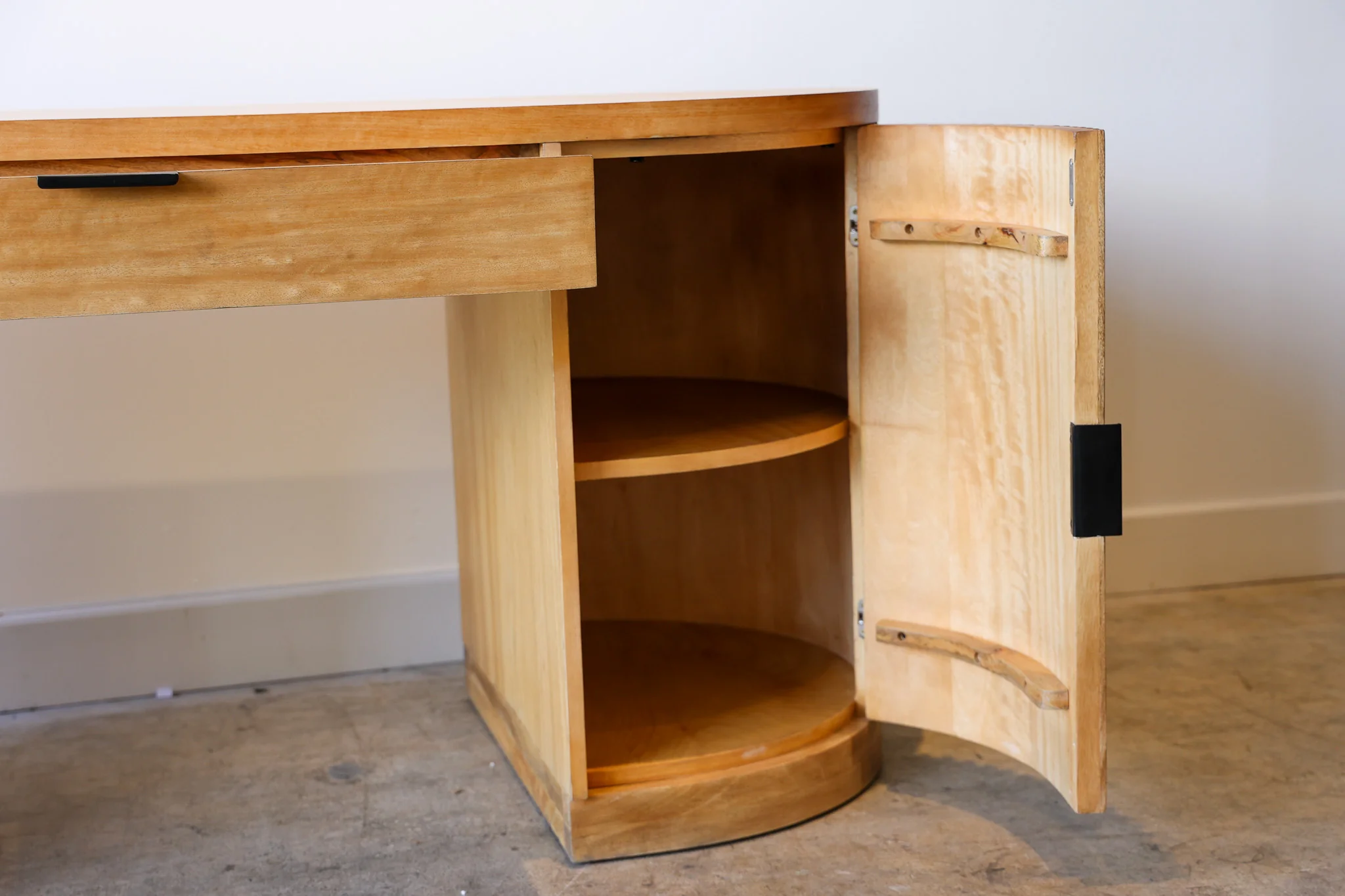 Flow Natural Desk - Image 20