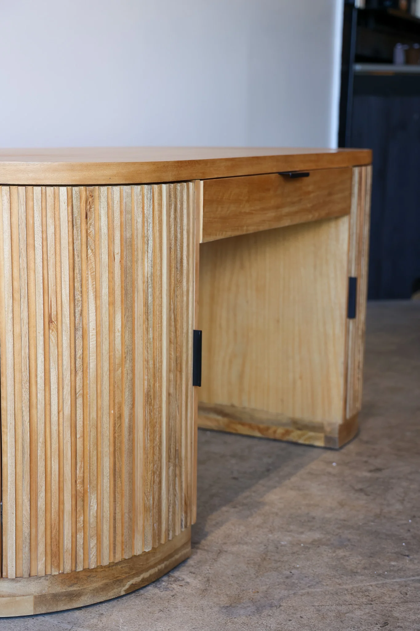 Flow Natural Desk - Image 27