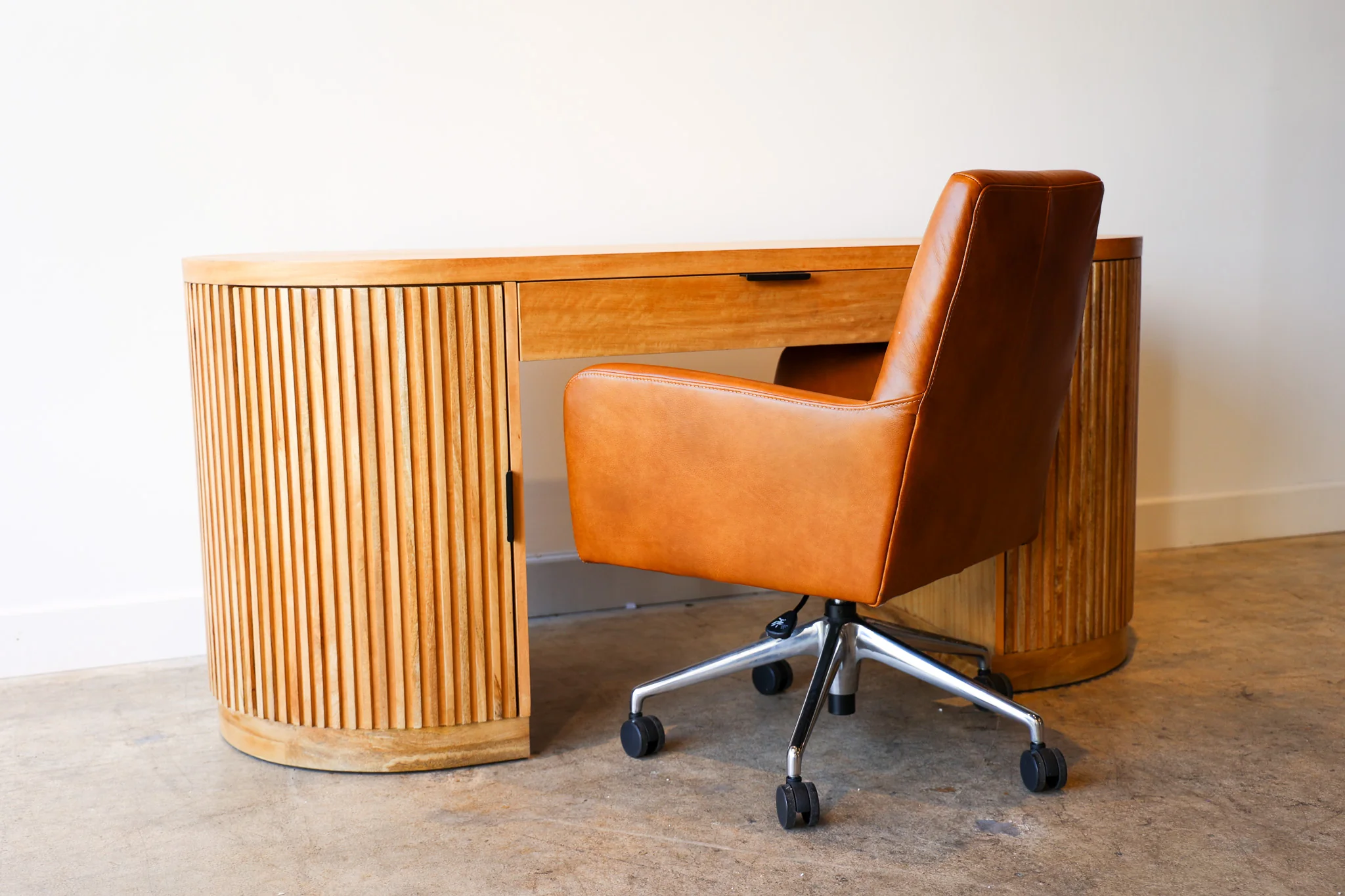 Flow Natural Desk - Image 29