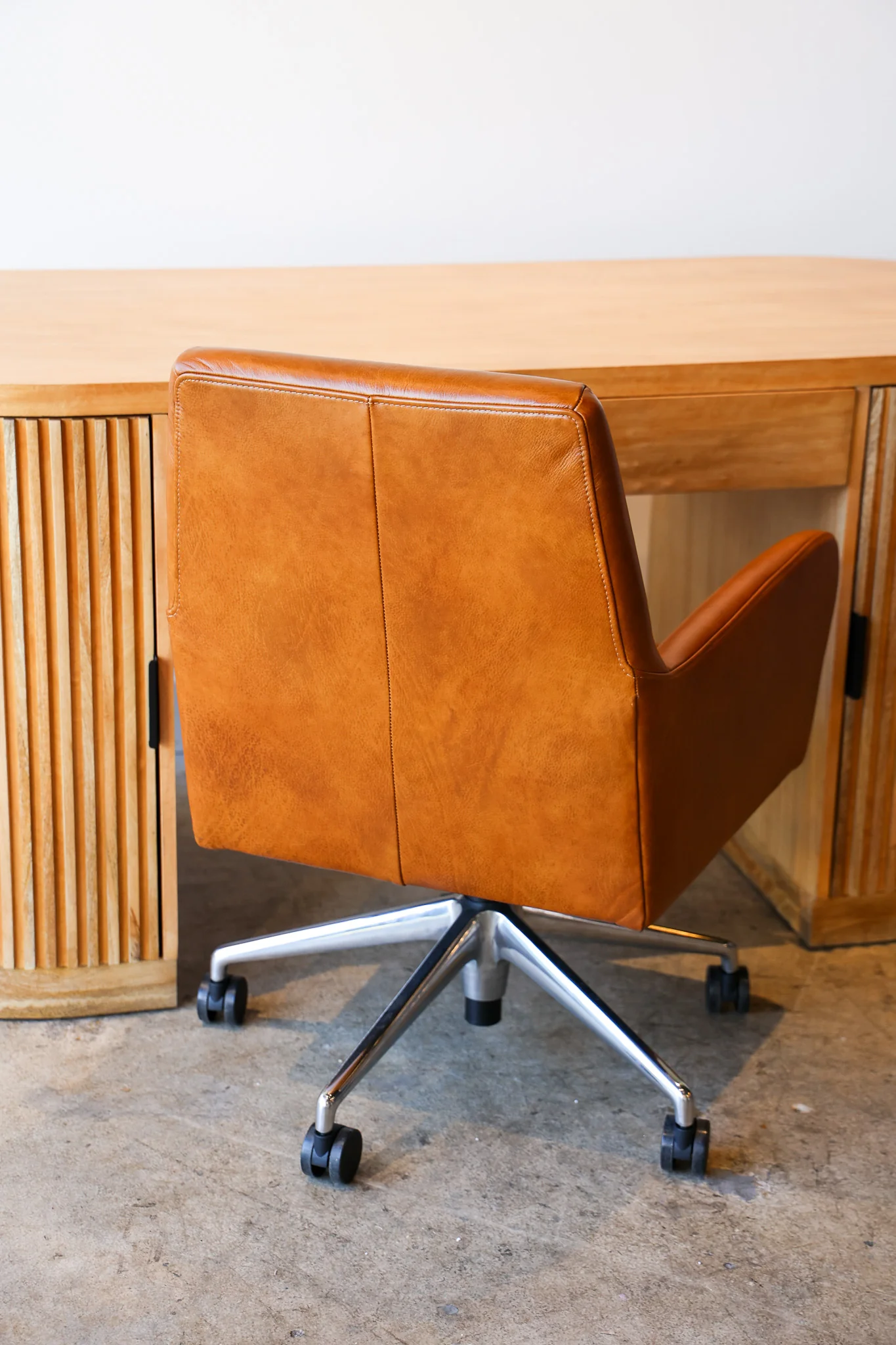 Flow Natural Desk - Image 33