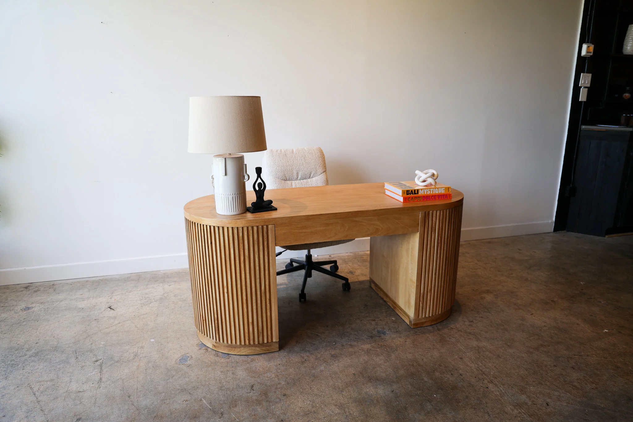 Flow Natural Desk - Image 53