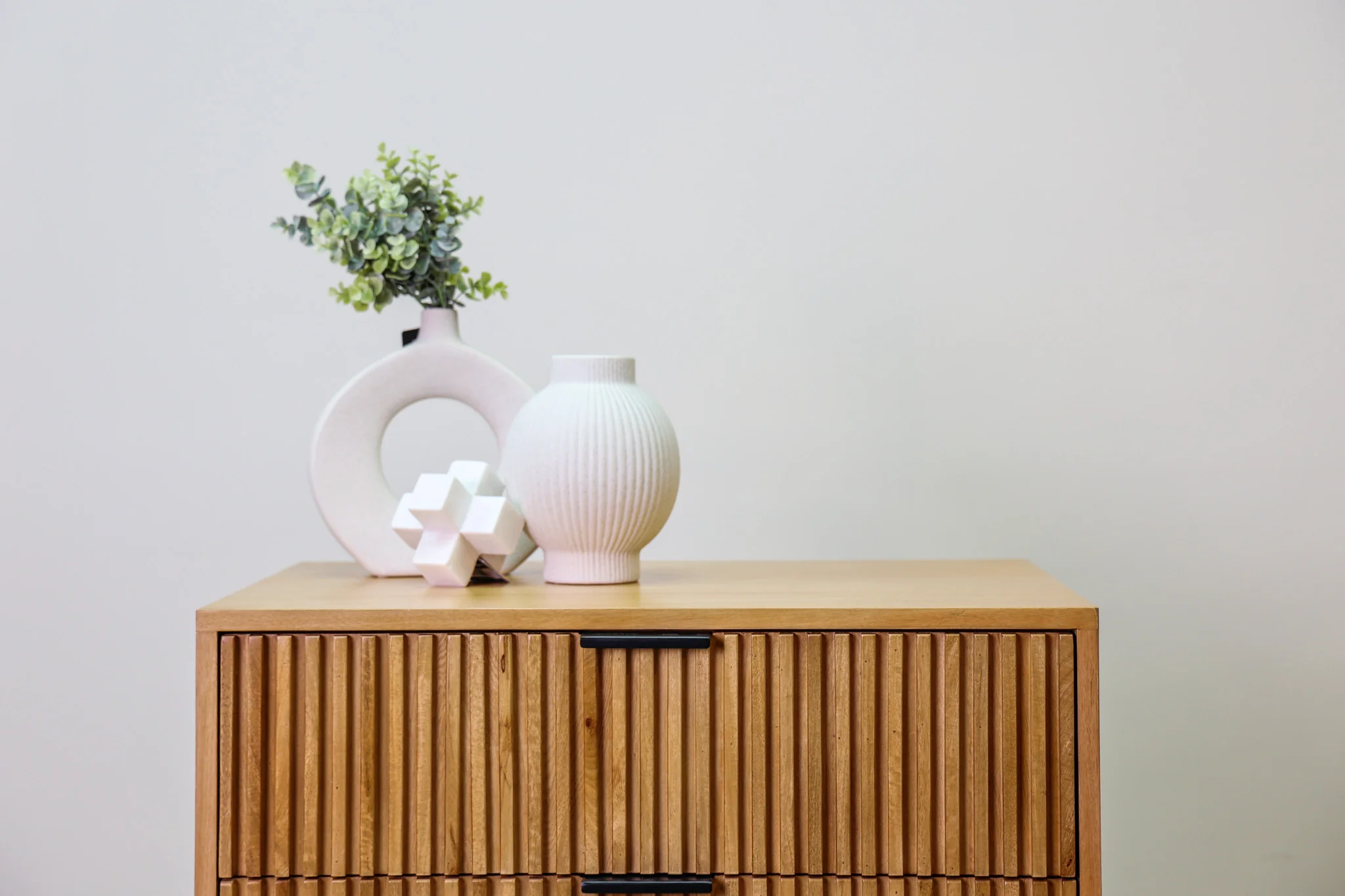 Fluted Chest - Image 13