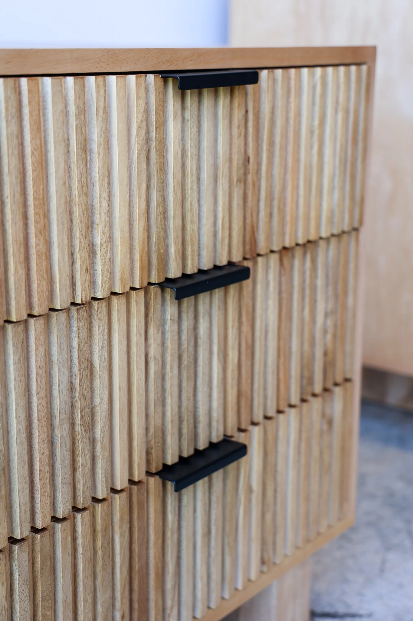 Fluted Dresser - Image 3