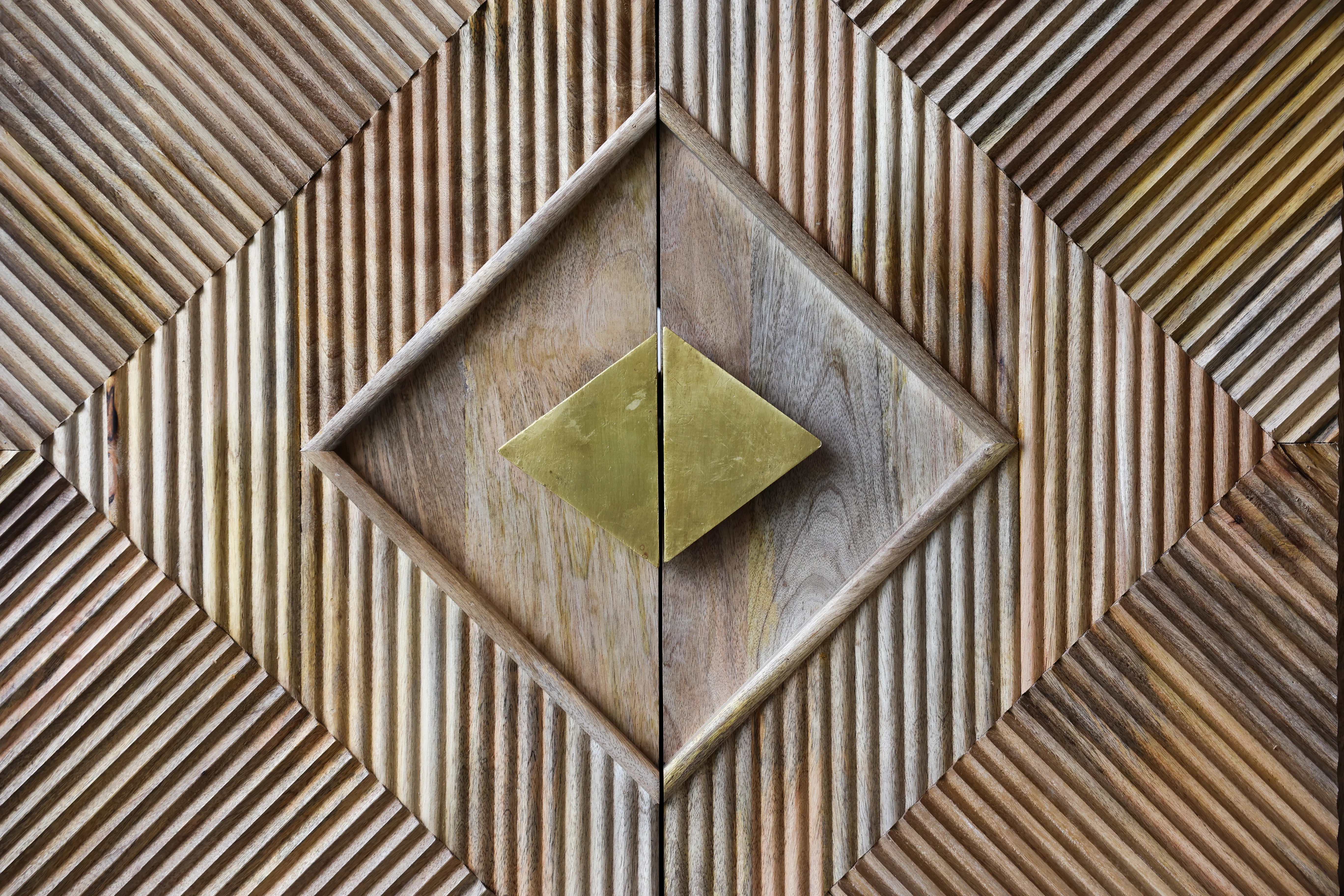 De La Rosa Credenza - Image 4