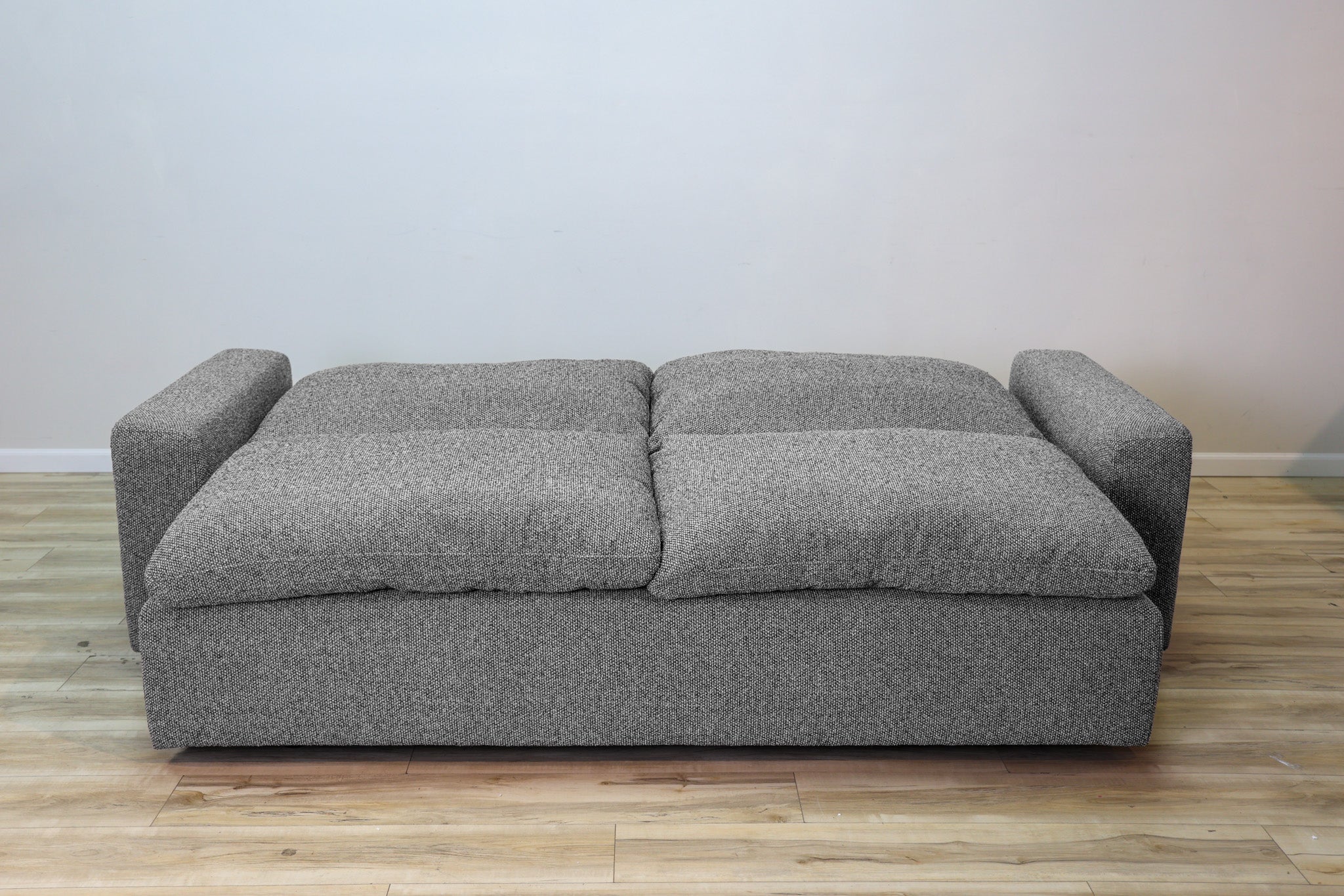 Julian Sleeper Sofa - Image 10