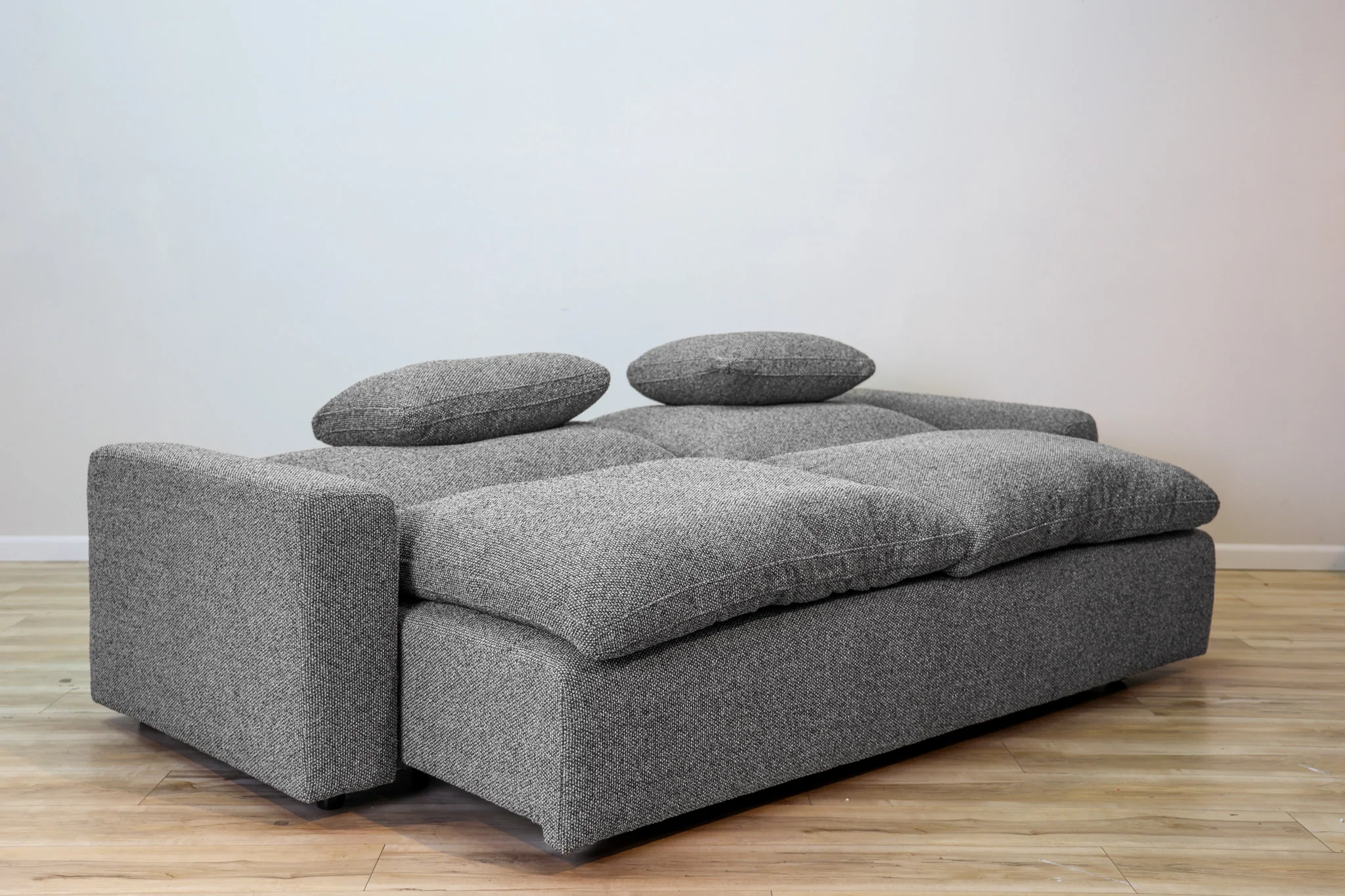 Julian Sleeper Sofa - Image 6