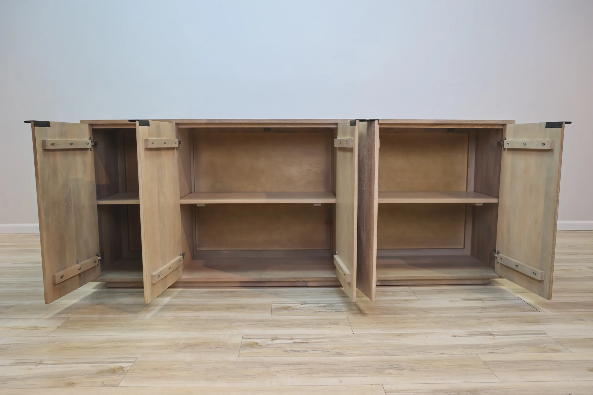 Juliet Credenza - Image 3