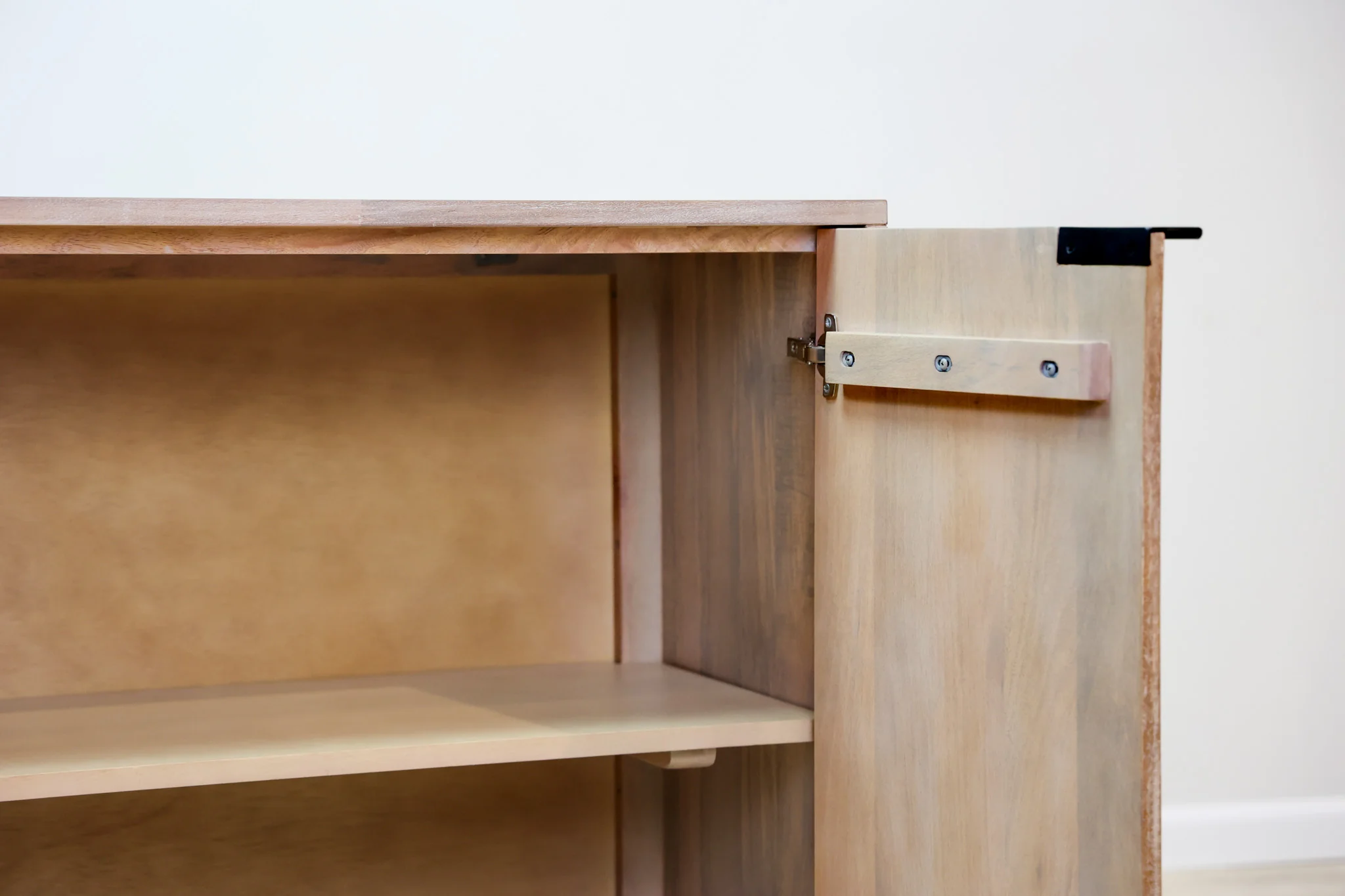 Juliet Credenza - Image 7