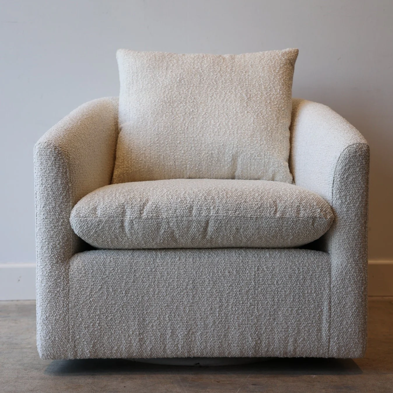 Lola Swivel Chair - Image 5